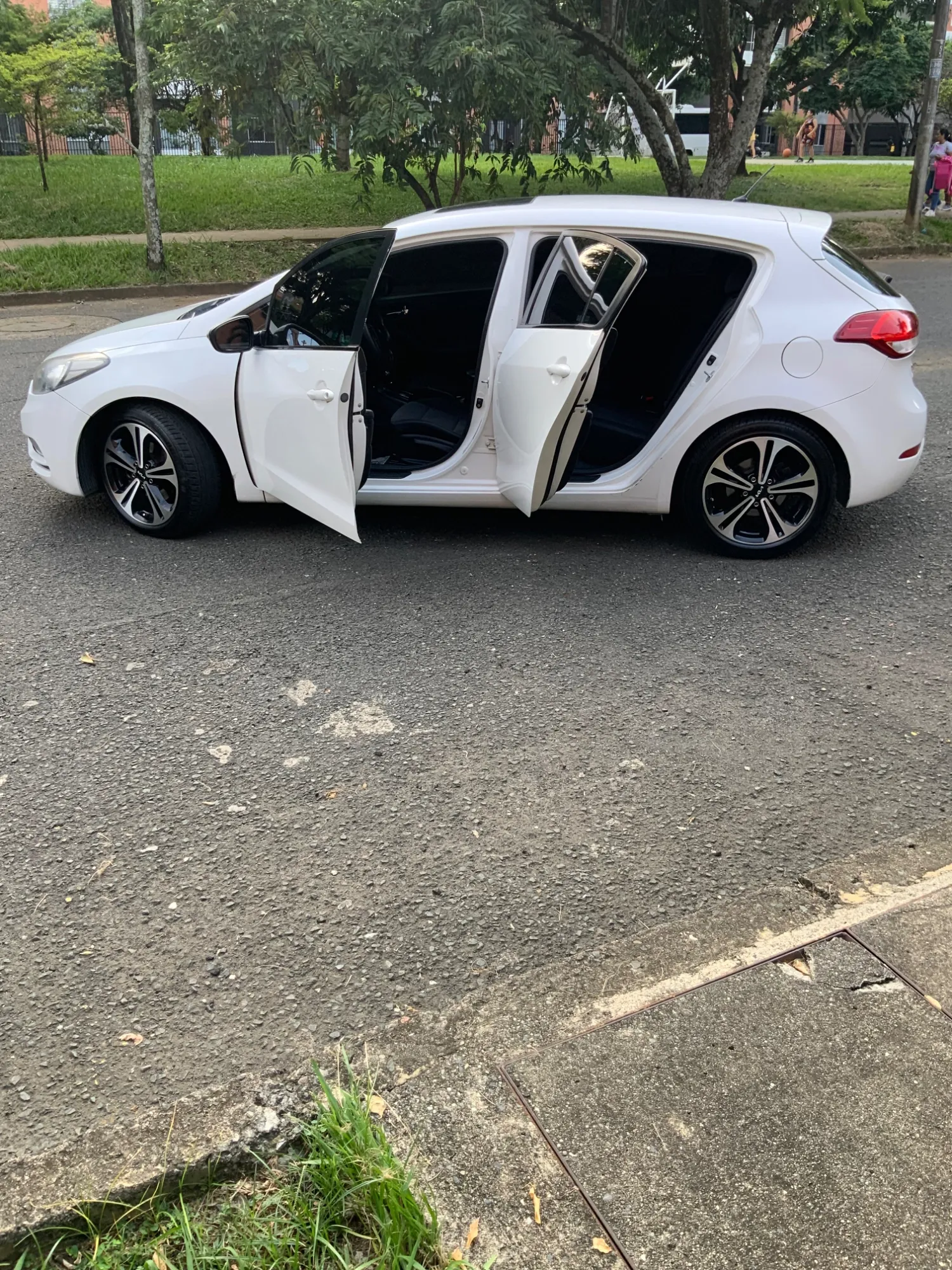Kia Cerato Pro sport Hatchback 