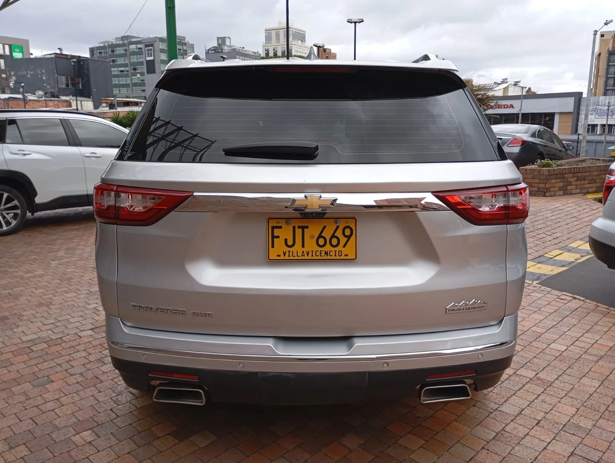 CHEVROLET TRAVERSE HIGH COUNTRY 3.6L AUT 4X4 7 PUESTOS 