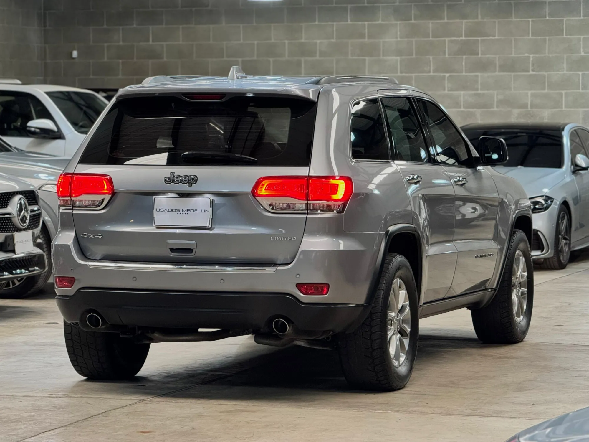 JEEP GRAND CHEROKEE LIMITED