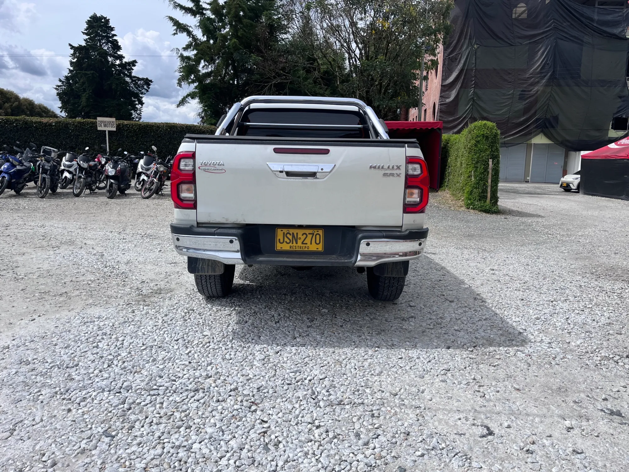Toyota Hilux 2.8