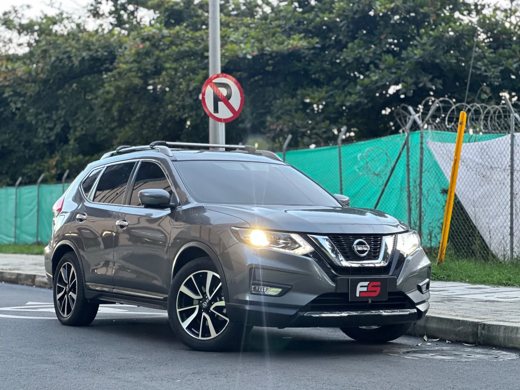 NISSAN XTRAIL EXCLUSIVE 2019