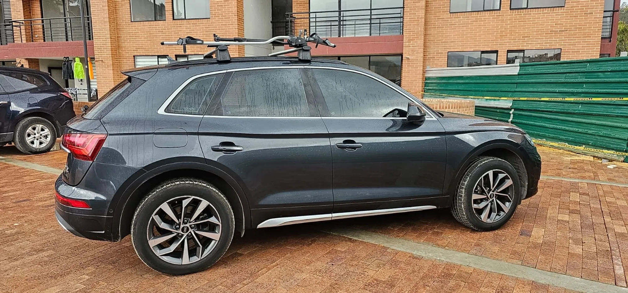 Audi Q5 2.0TFSI  Quattro ambition 2022 hibrido