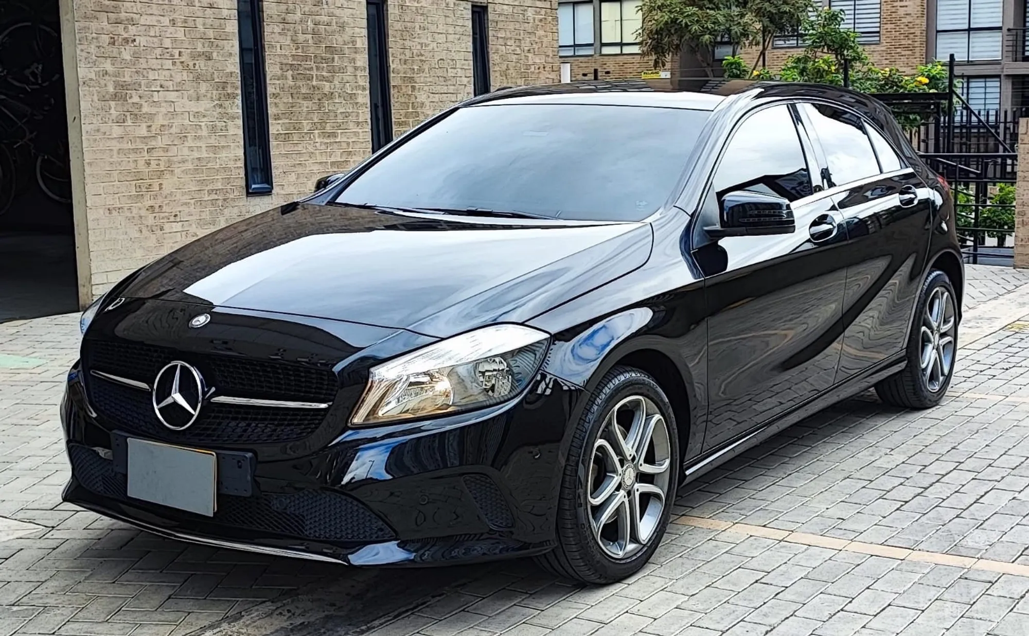Mercedes Benz a200 poco km 2017