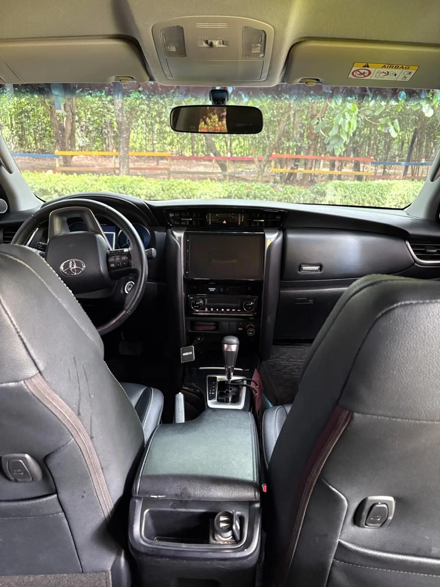 Toyota Fortuner 2023 2.4 Diesel 20.000 kms