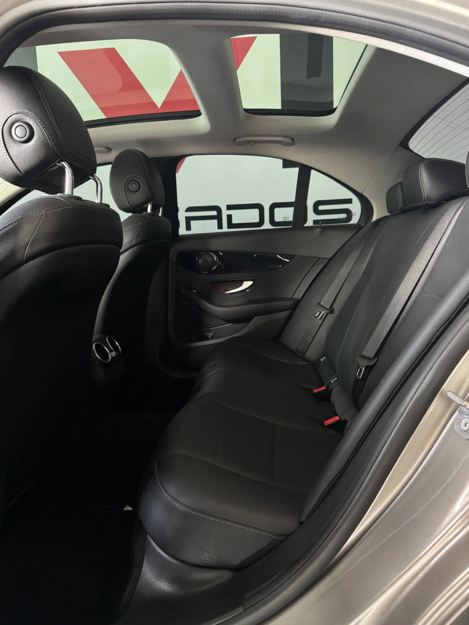 Mercedes Benz C200 2020 