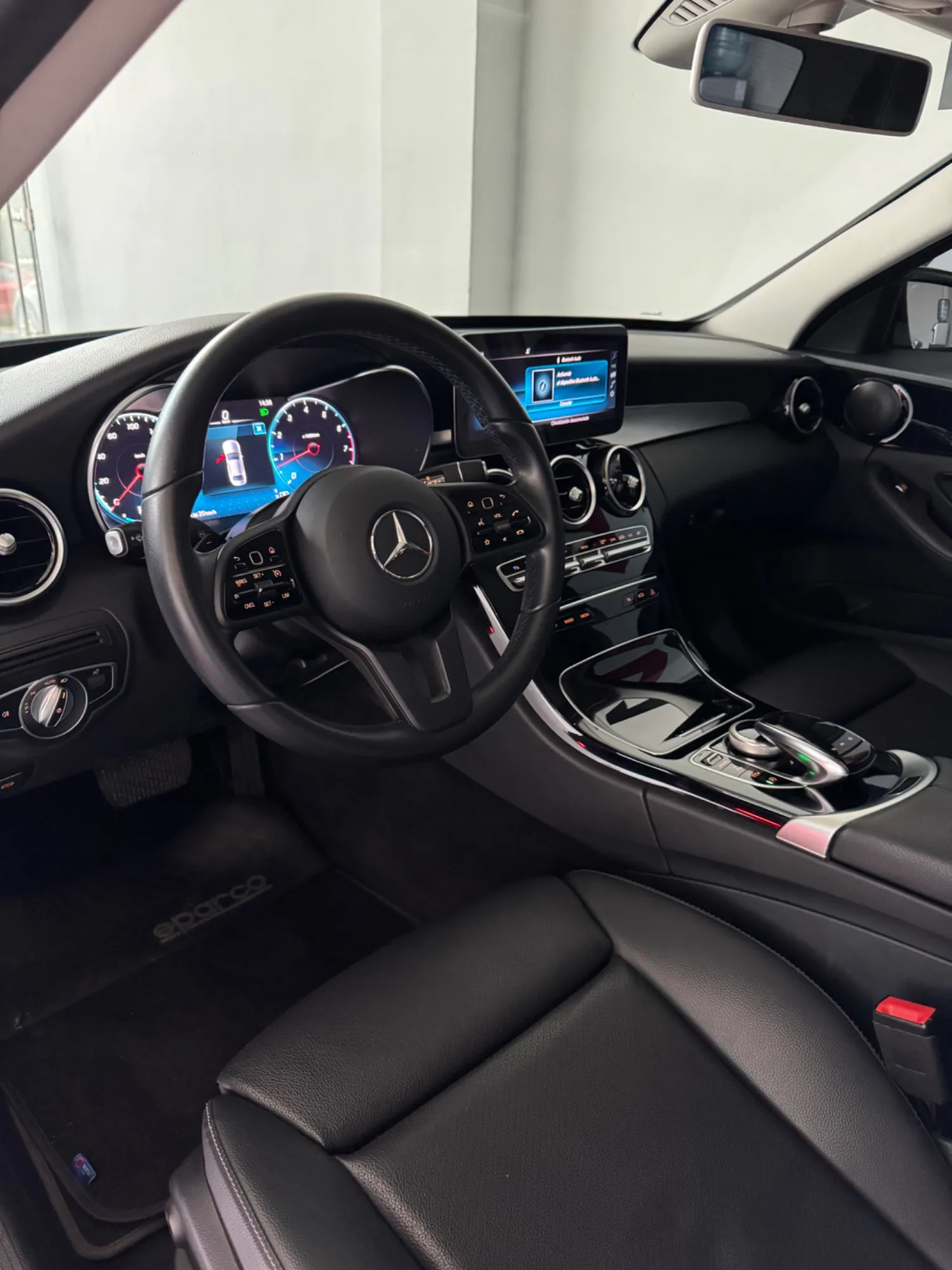 Mercedes Benz C200 2020 