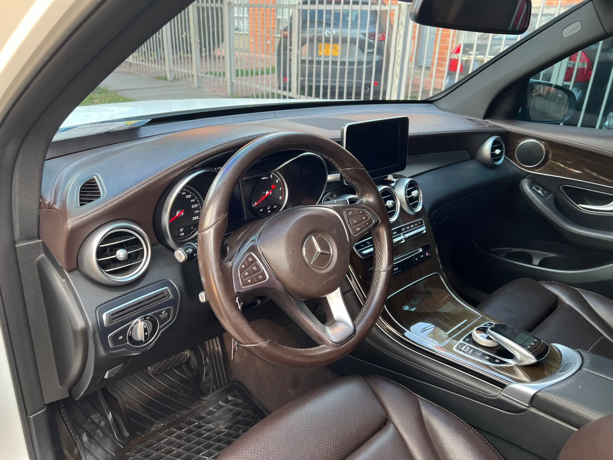 Mercedes Benz glc 250 2016