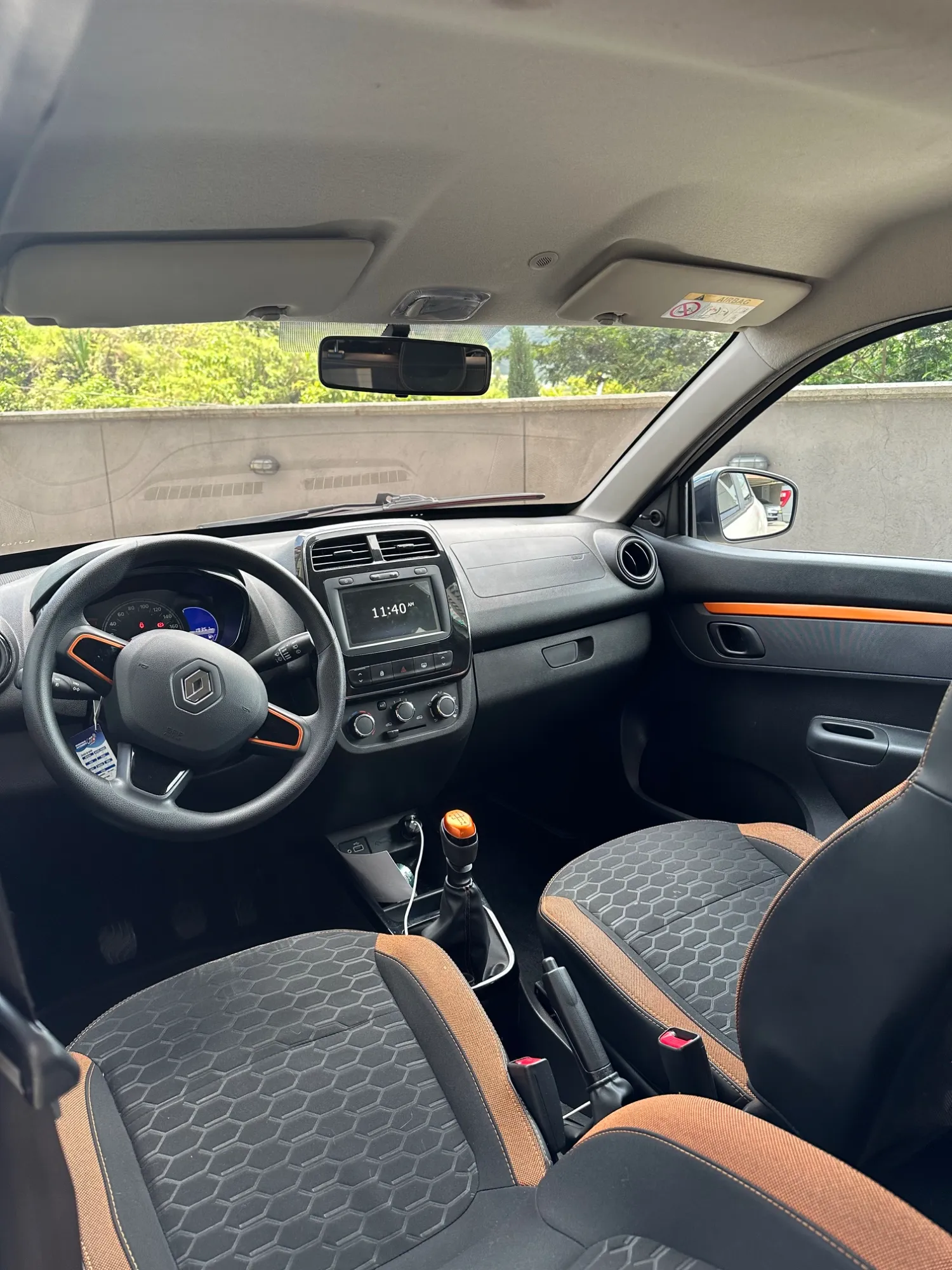 Renault kwid Outsider
