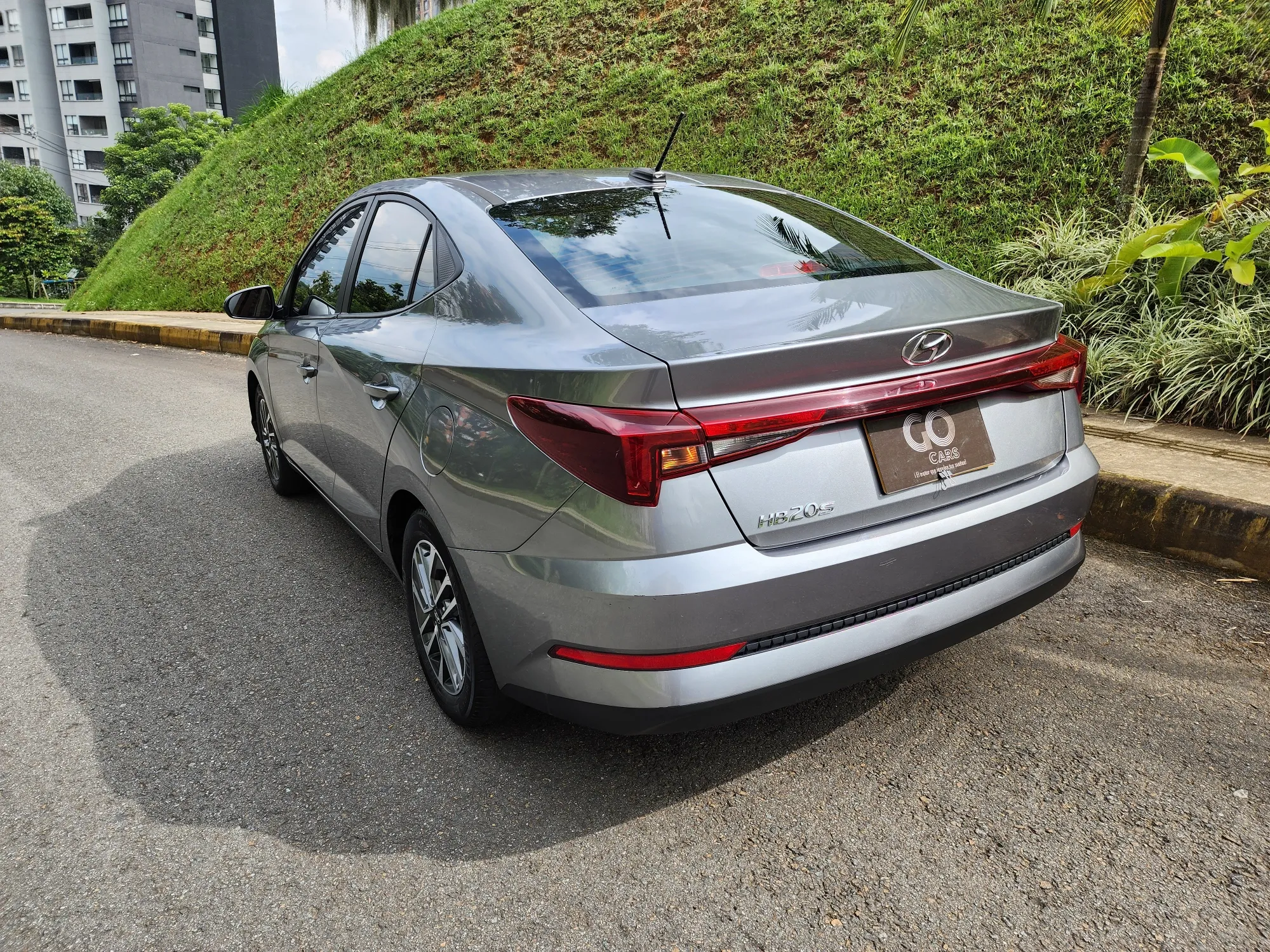 HYUNDAI HB20S AUTOMTICO 2024