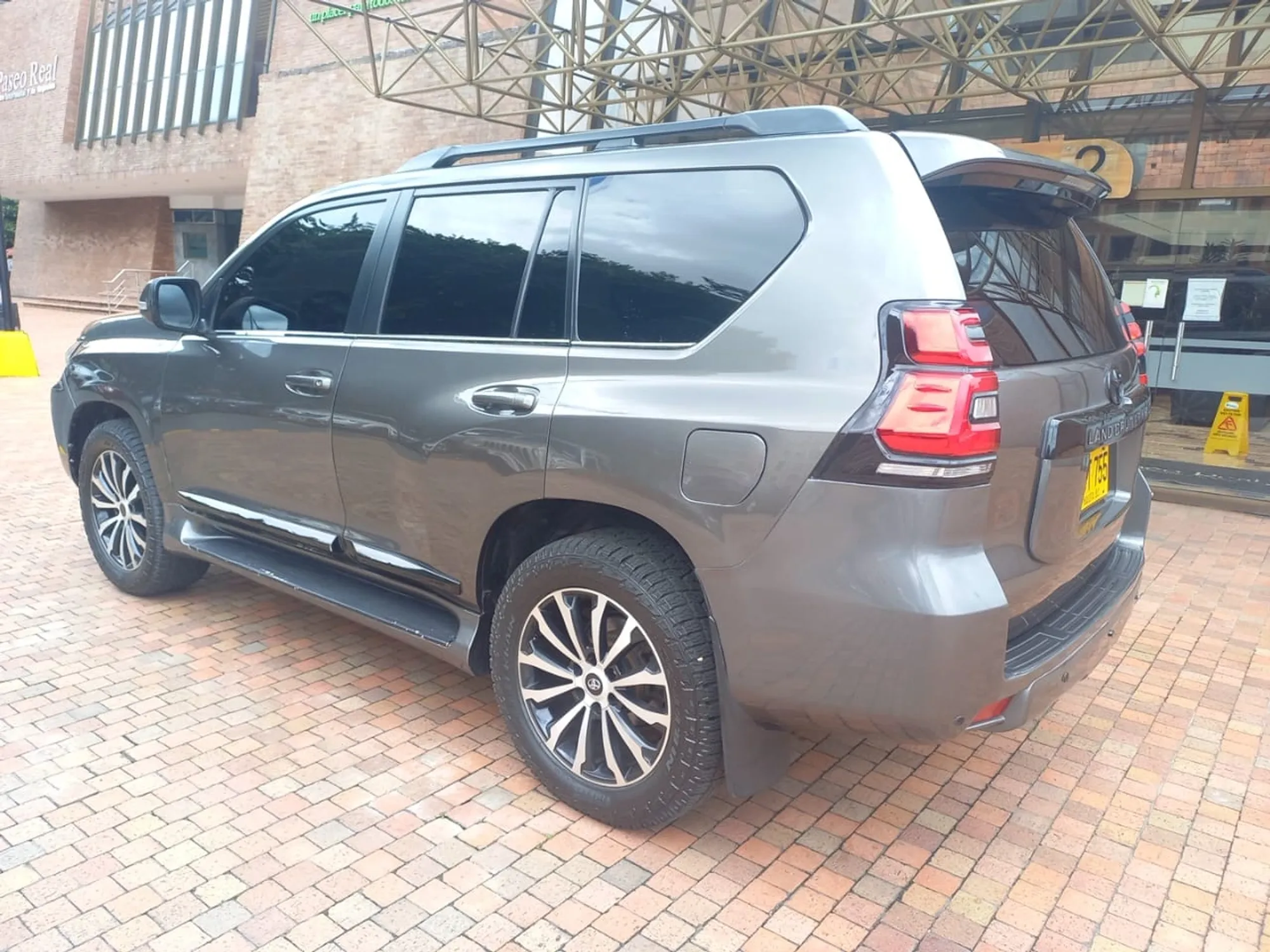 TOYOTA PRADO TX BLINDADA DIESEL AUTOMATICA