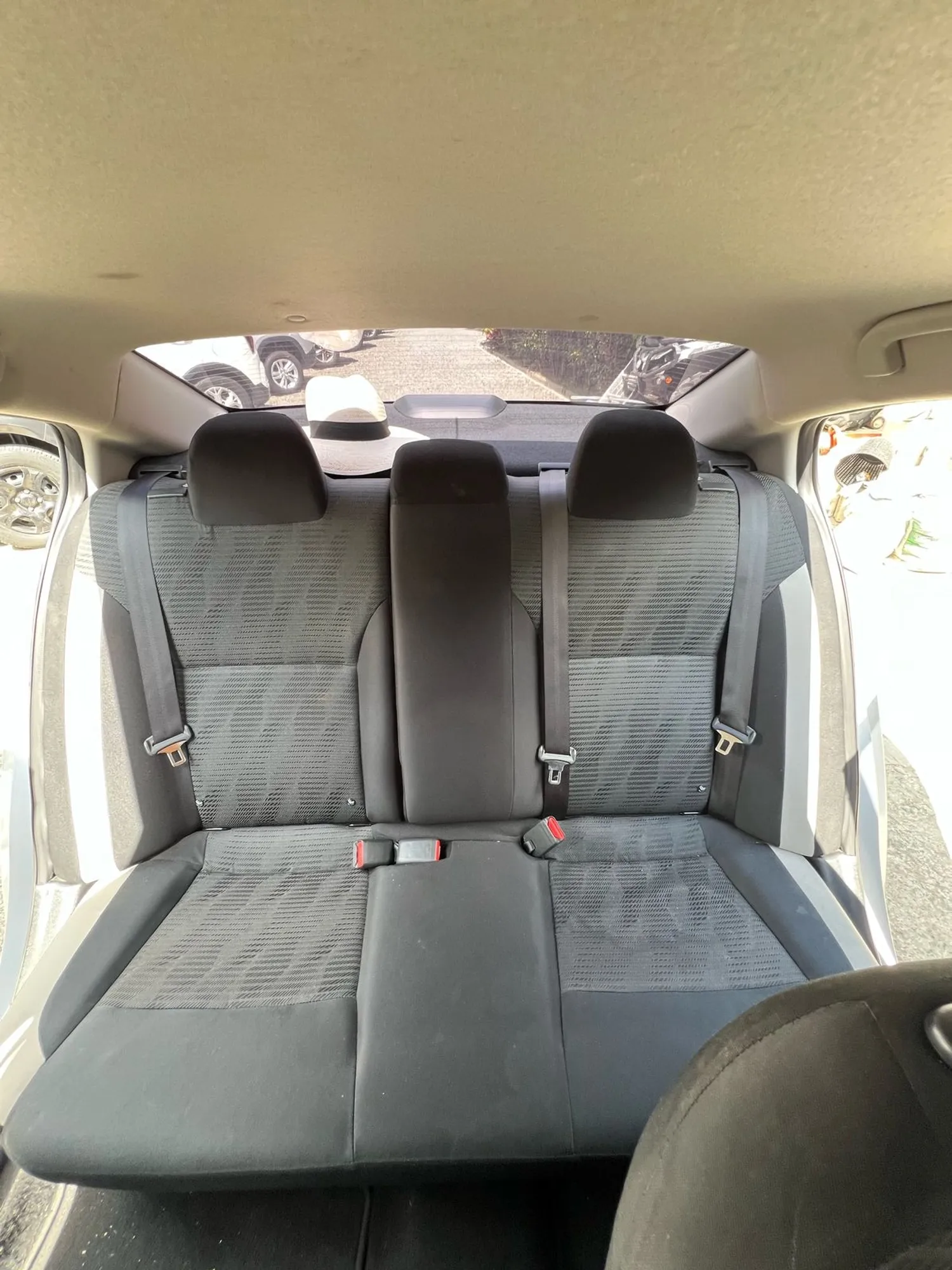 NISSAN VERSA ADVANCED MT DUENO