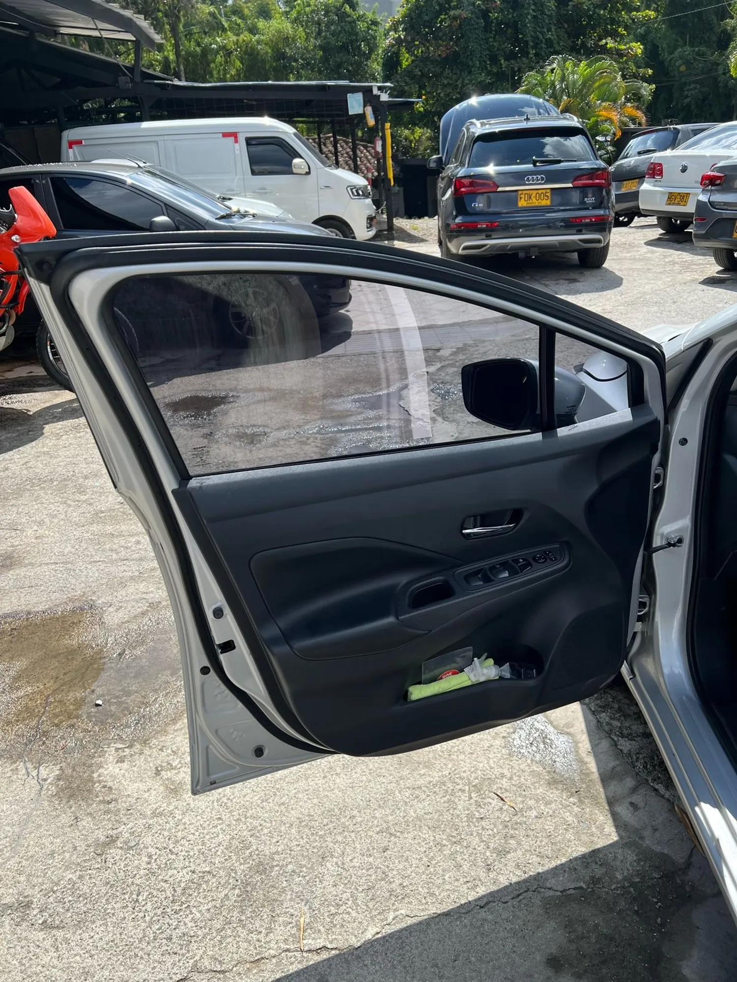 NISSAN VERSA ADVANCED MT DUENO