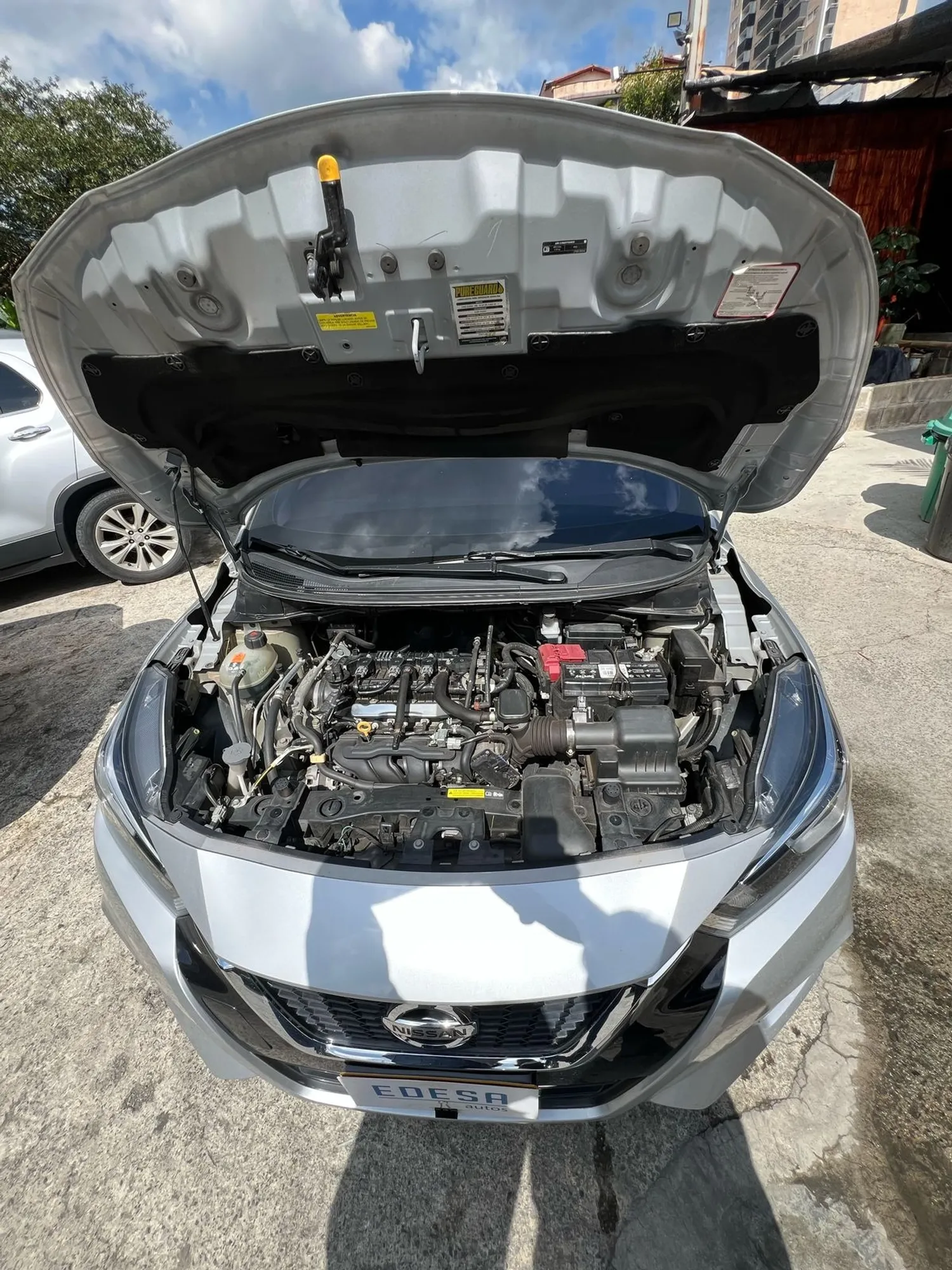 NISSAN VERSA ADVANCED MT DUENO