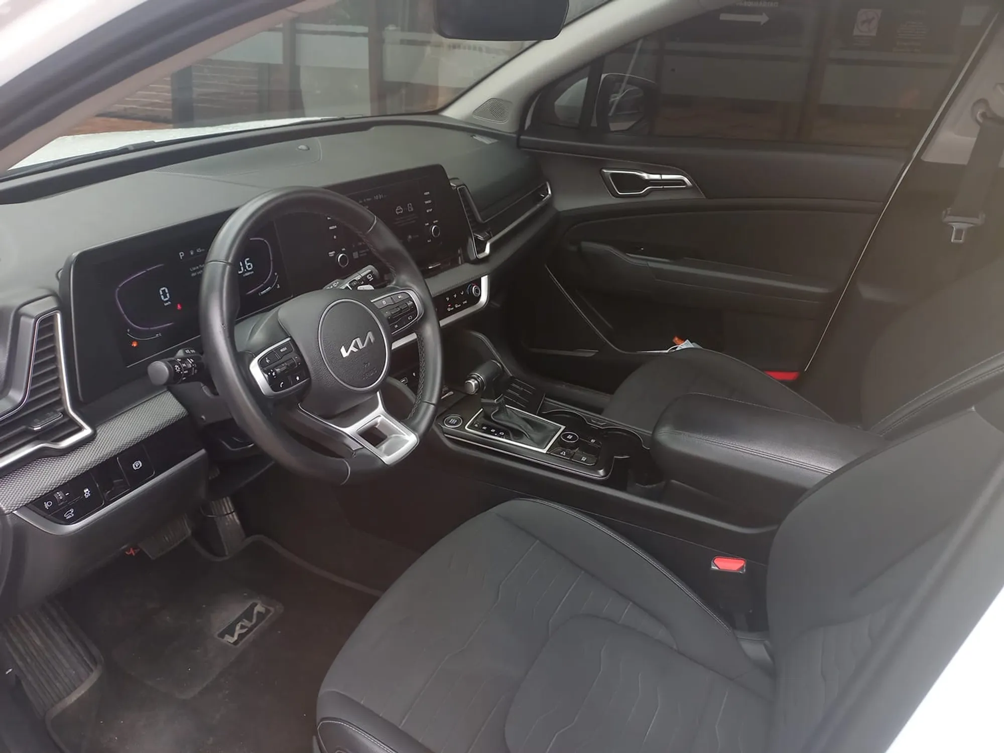 KIA SPORTAGE ZENITH 2.0 AUT EN EXCELENTE ESTADO