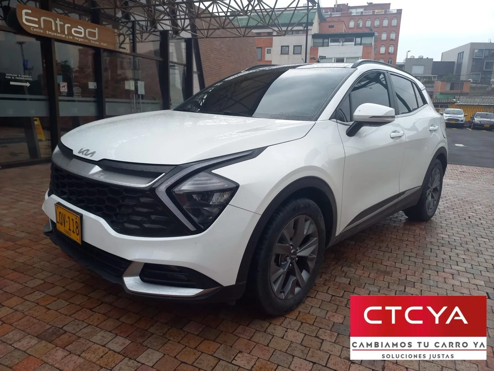 KIA SPORTAGE ZENITH 2.0 AUT EN EXCELENTE ESTADO