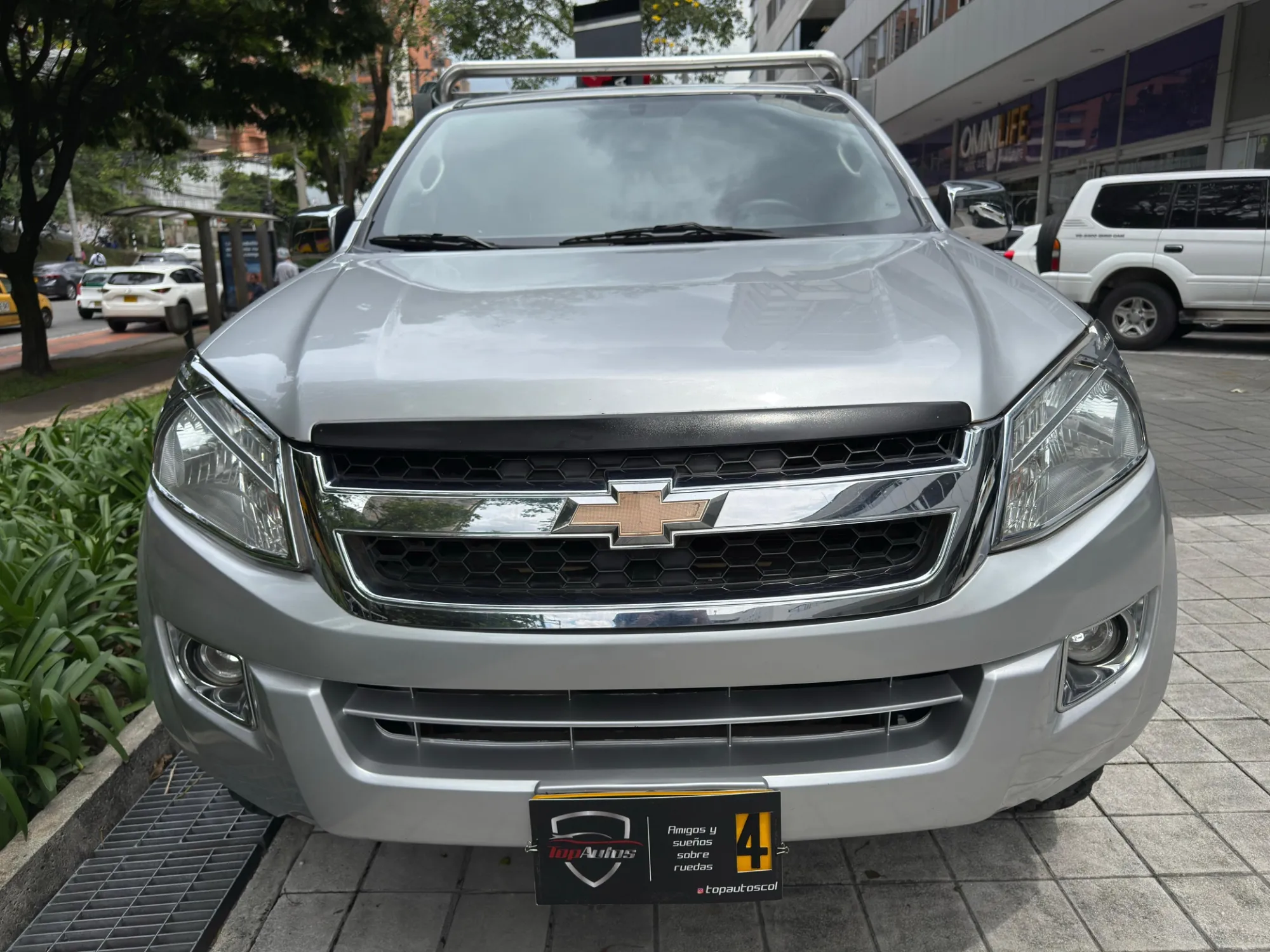 CHEVROLET DMAX ESTACAS