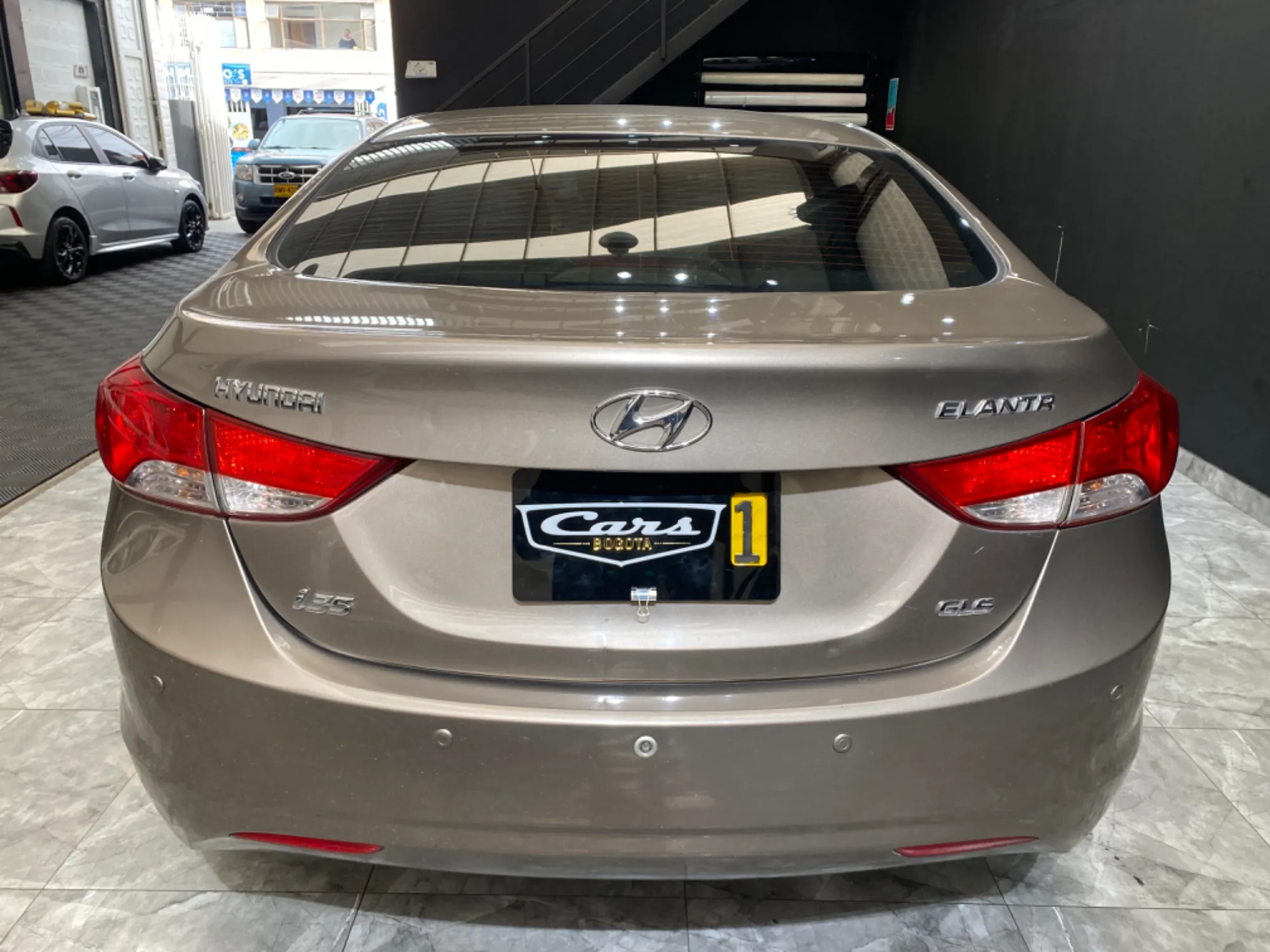 HYUNDAI ELANTRA GLS 1.8L MT