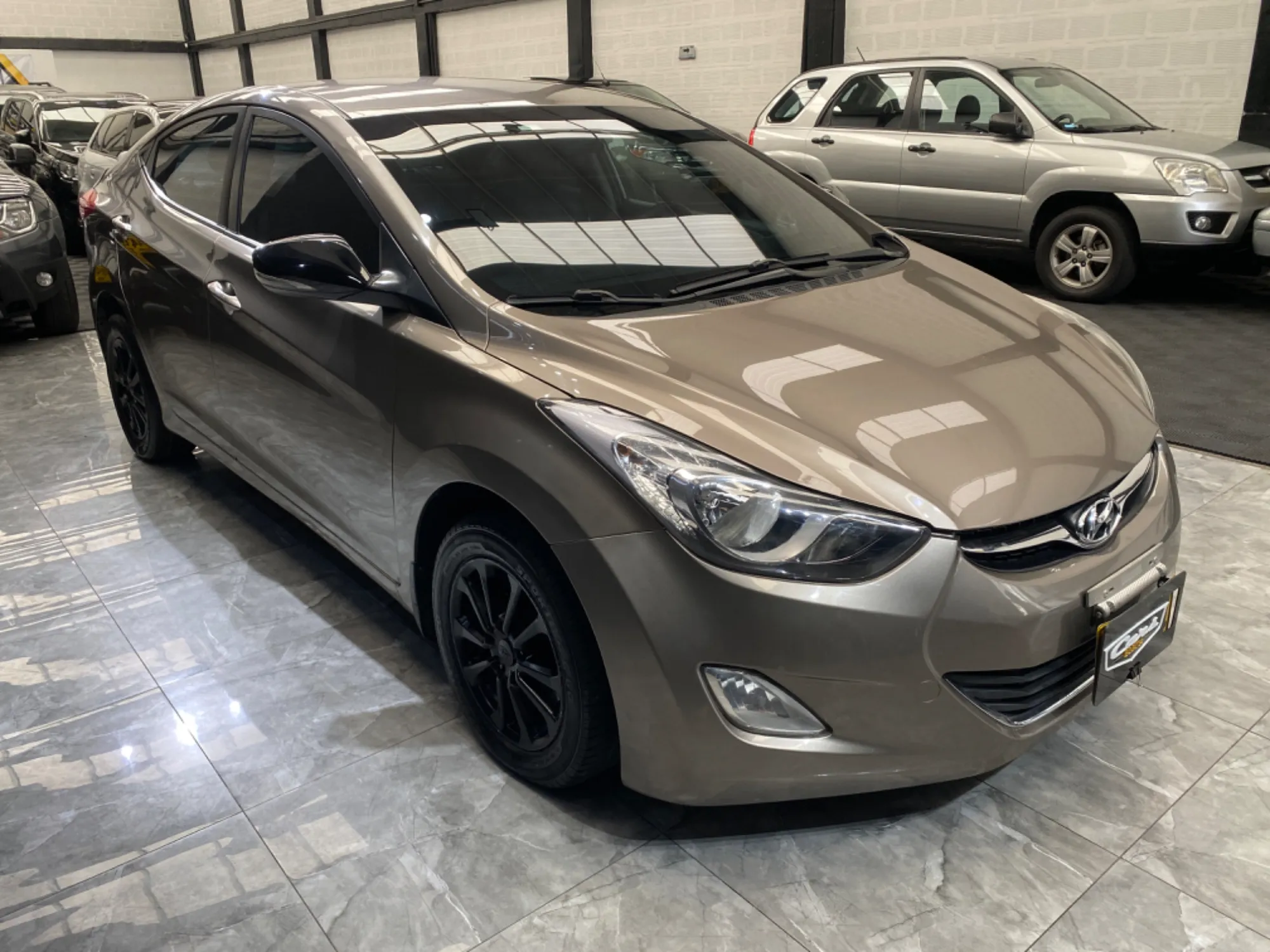 HYUNDAI ELANTRA GLS 1.8L MT
