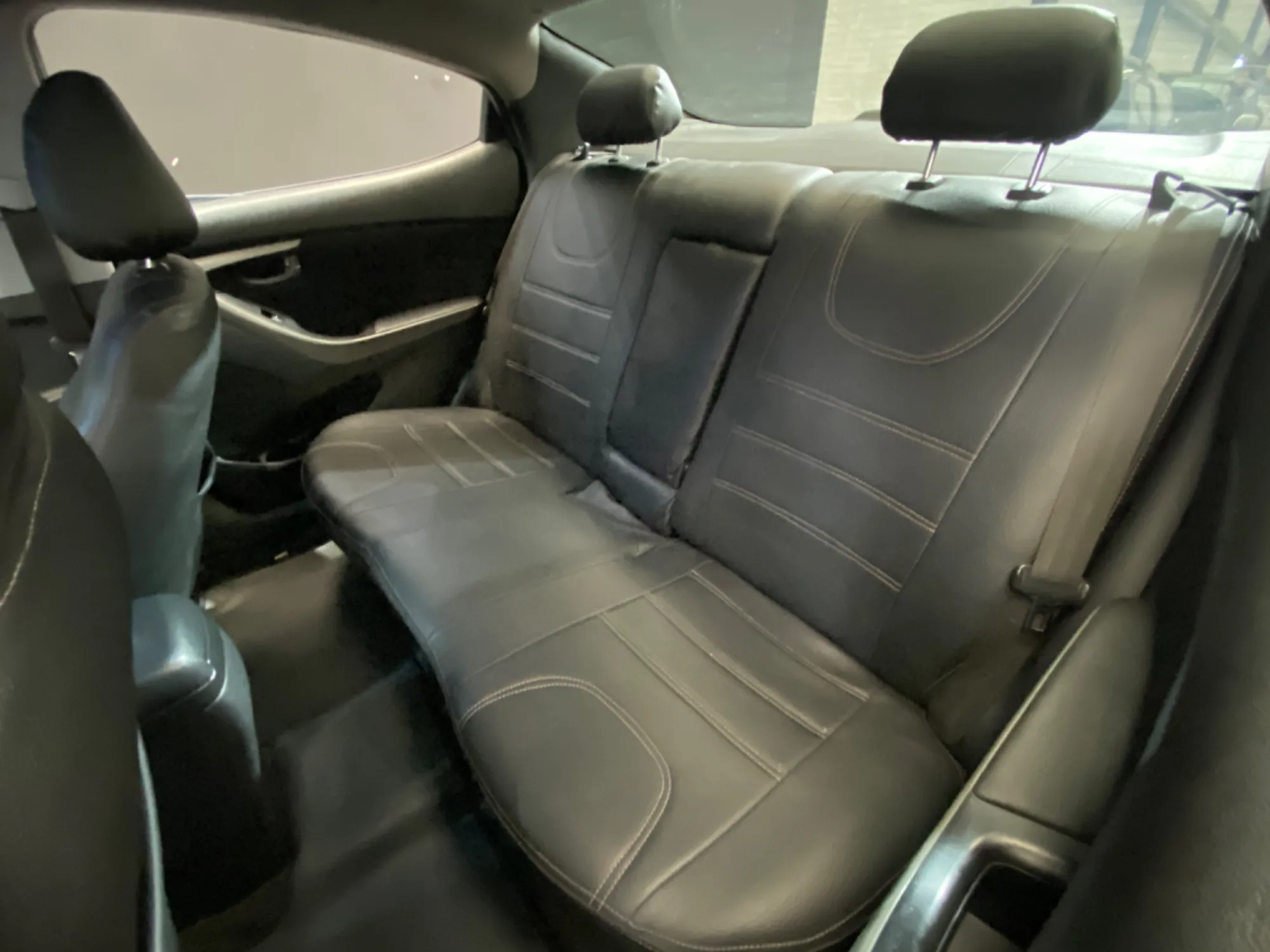 HYUNDAI ELANTRA GLS 1.8L MT