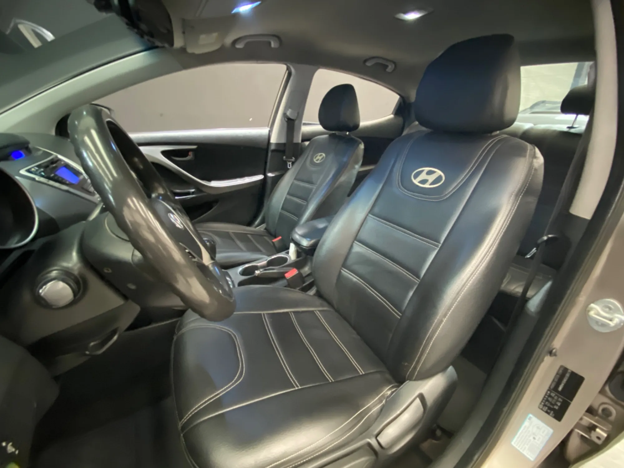 HYUNDAI ELANTRA GLS 1.8L MT