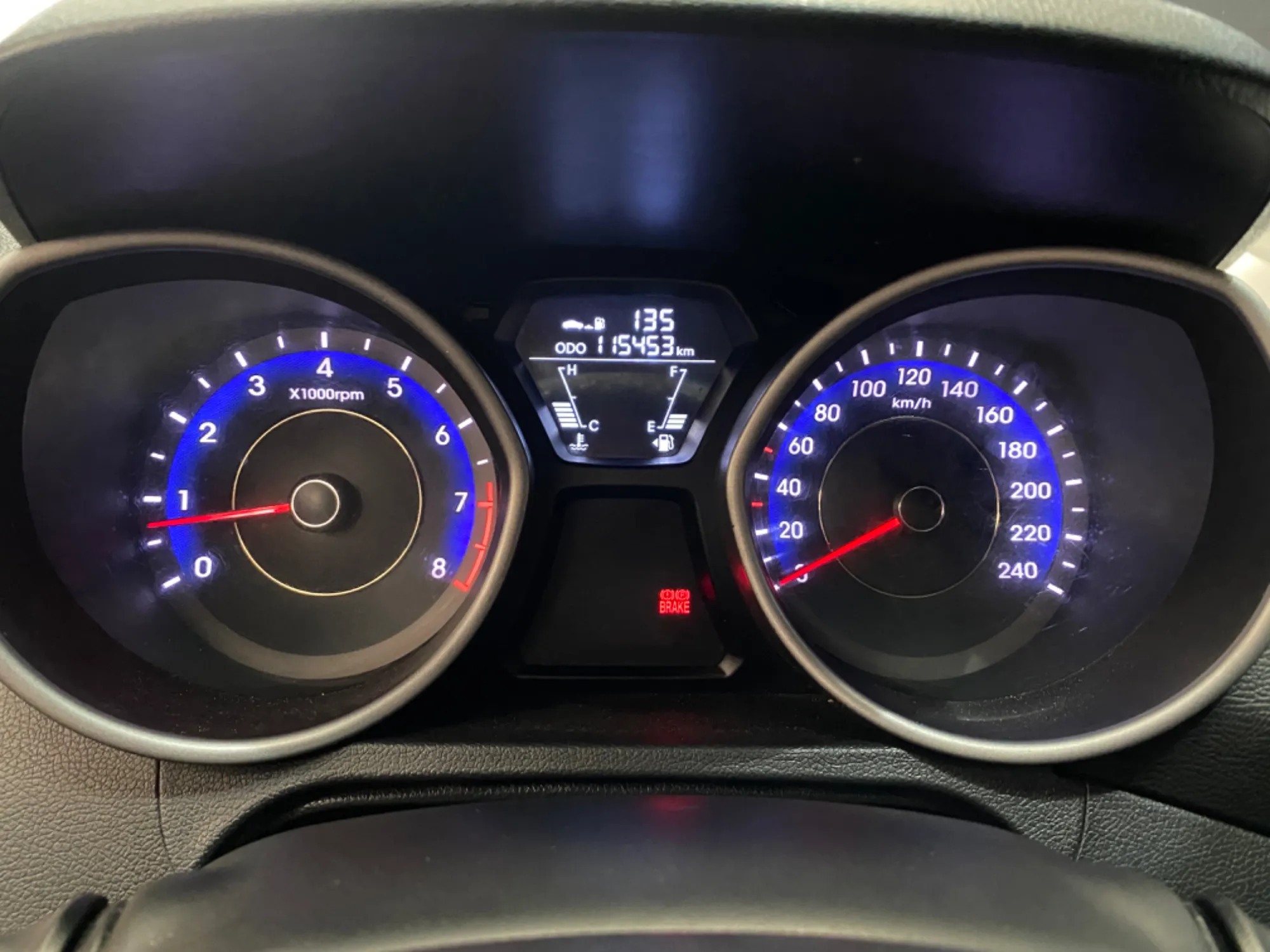 HYUNDAI ELANTRA GLS 1.8L MT