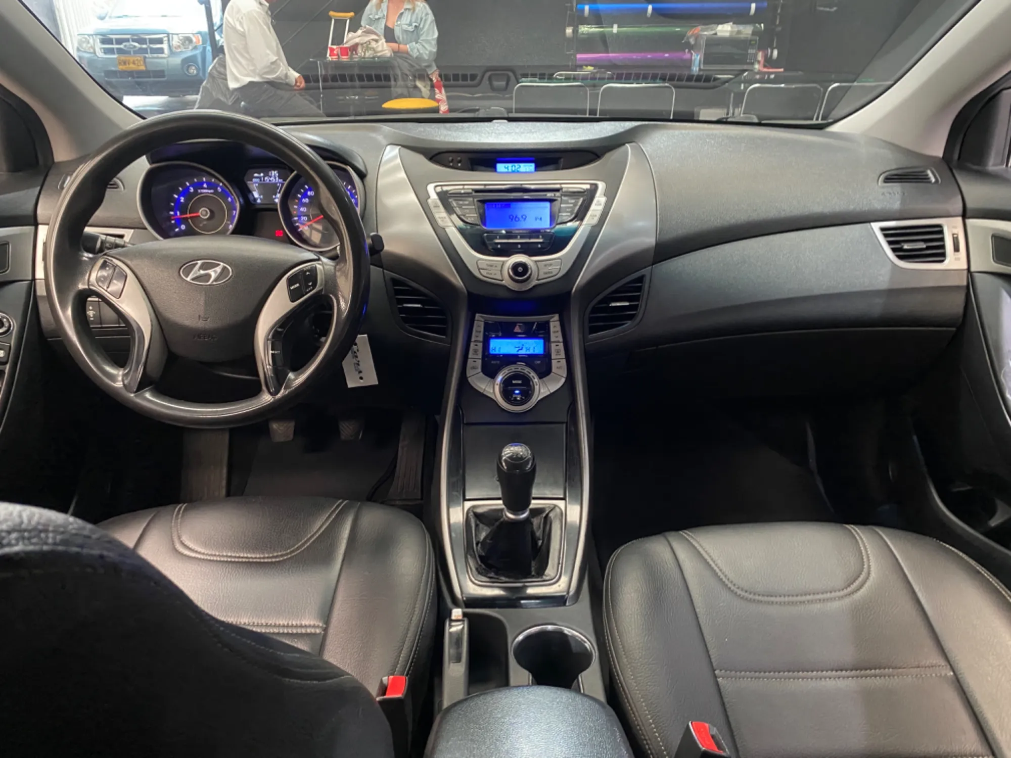HYUNDAI ELANTRA GLS 1.8L MT