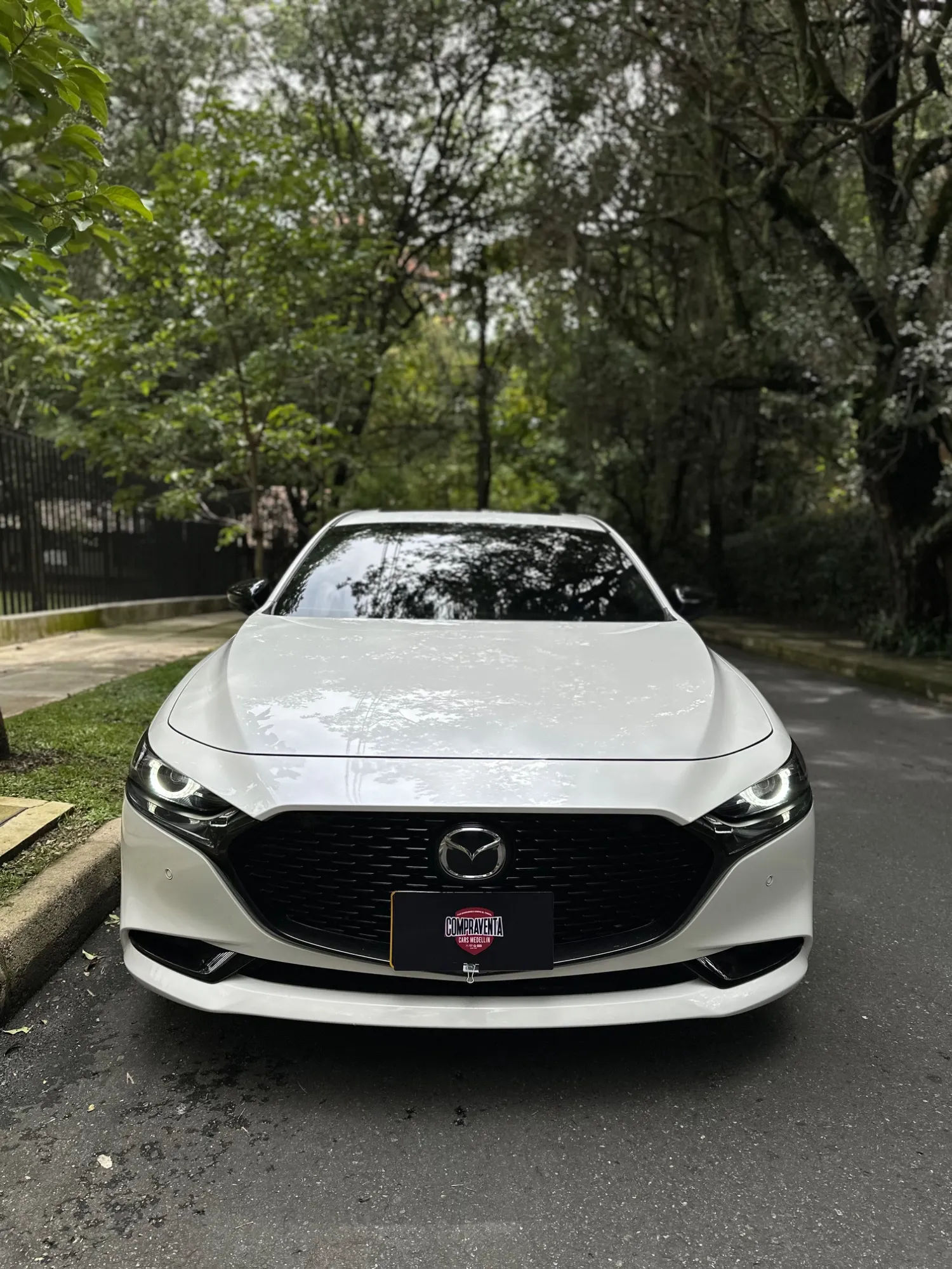 Mazda 3 grand touring lx carbon edition
