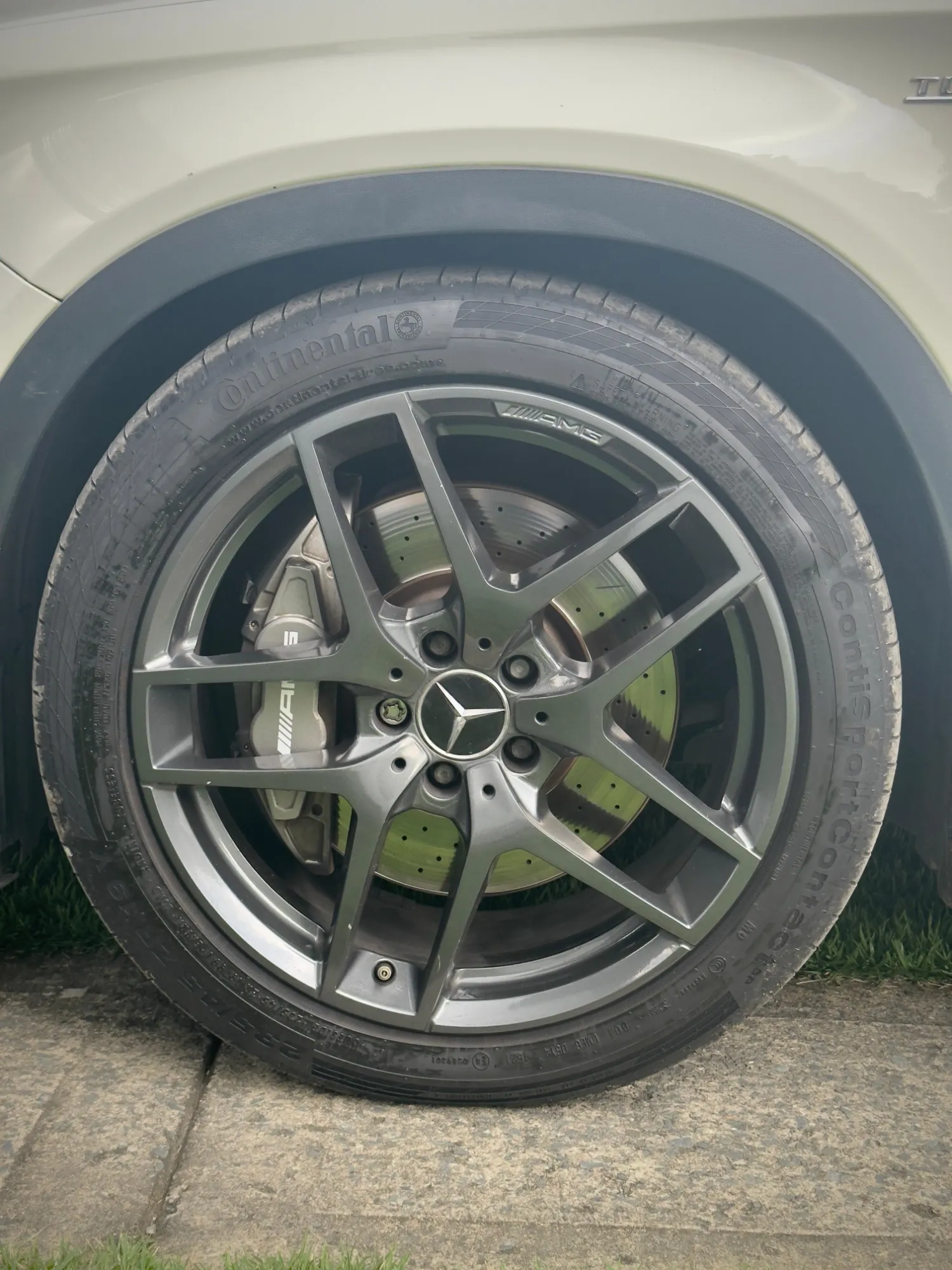 Mercedes Benz GLA 45 AMG 2016