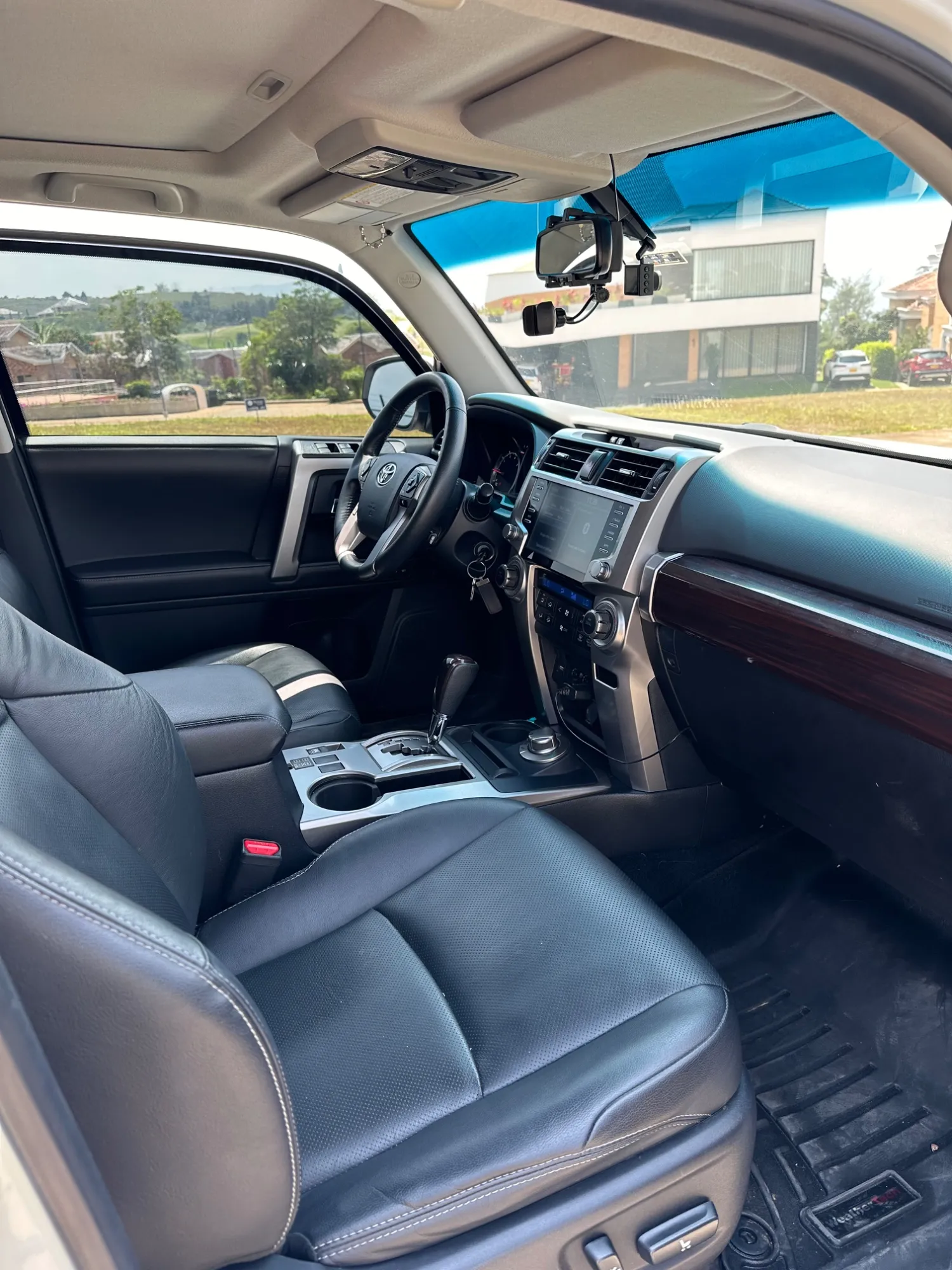 Toyota 4Runner Limited Blindaje 3