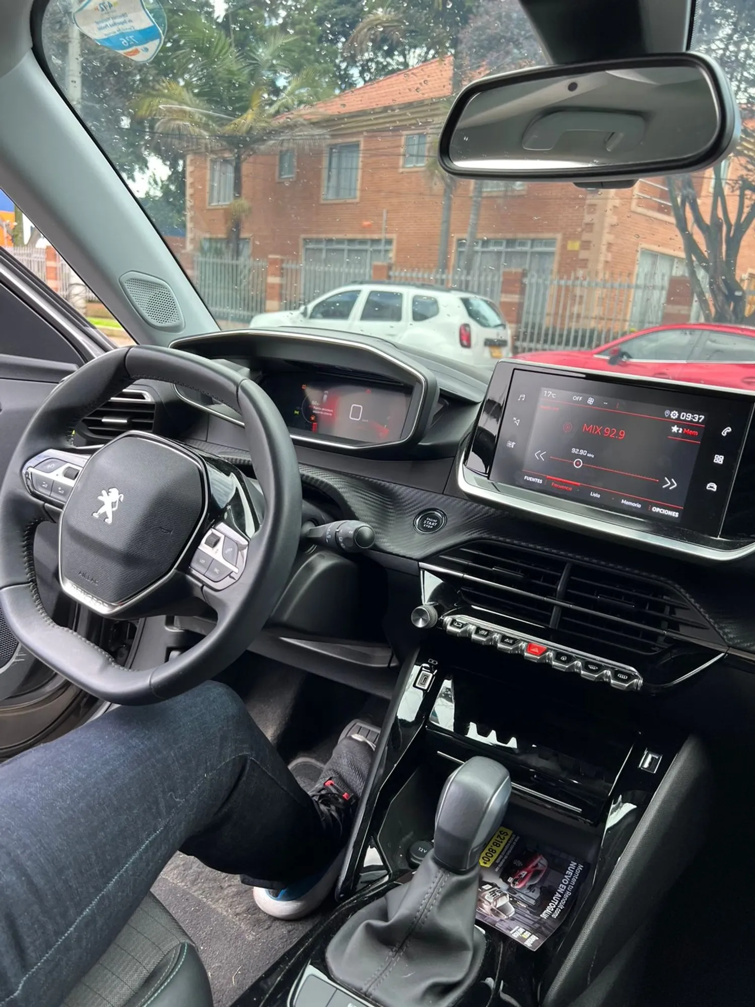  PEUGEOT 2008 2 ALLURE TP 1200CC T R17 CT 2022