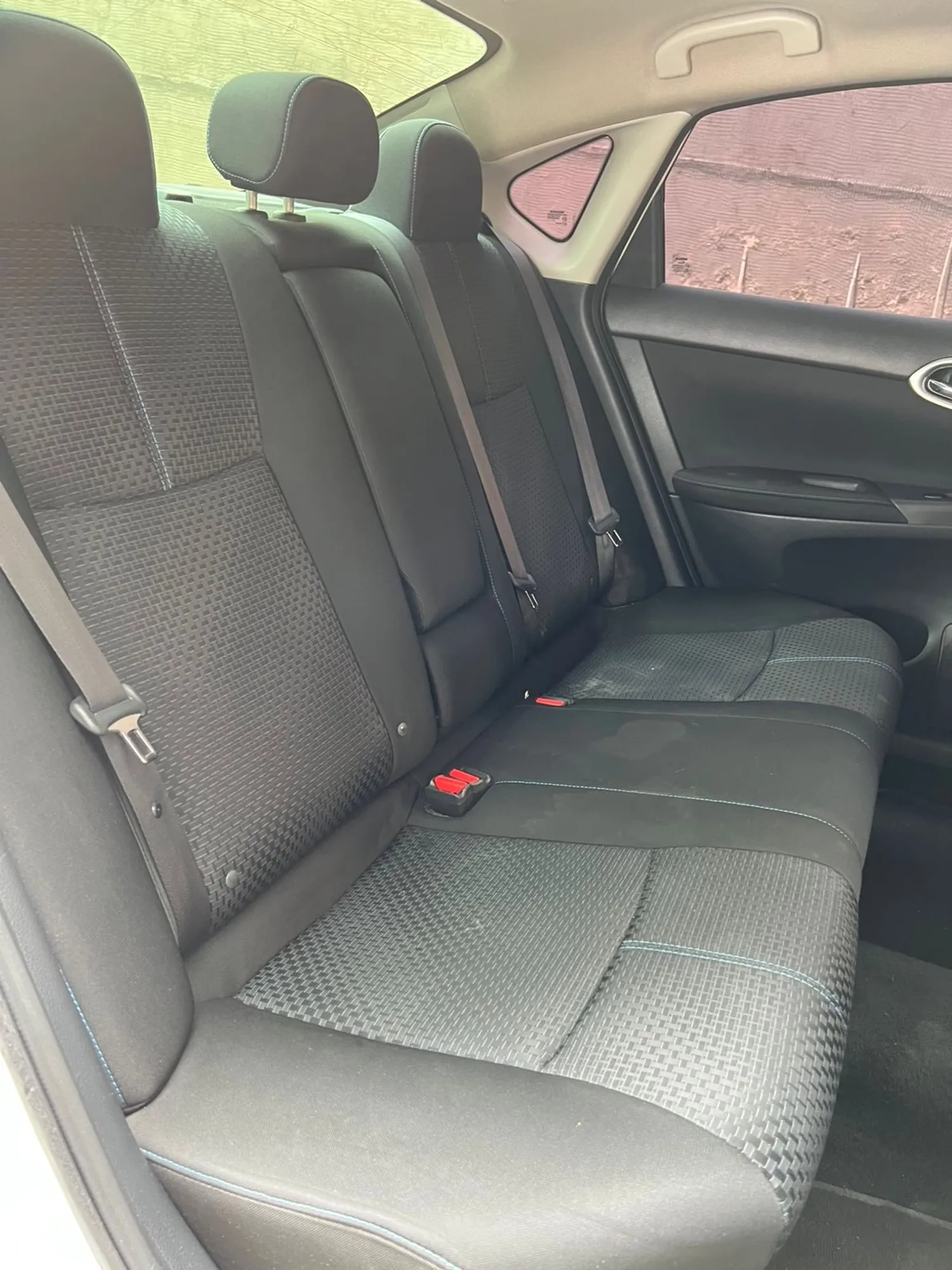 Nissan Sentra B17 SR 1.8cc  Salvamento  