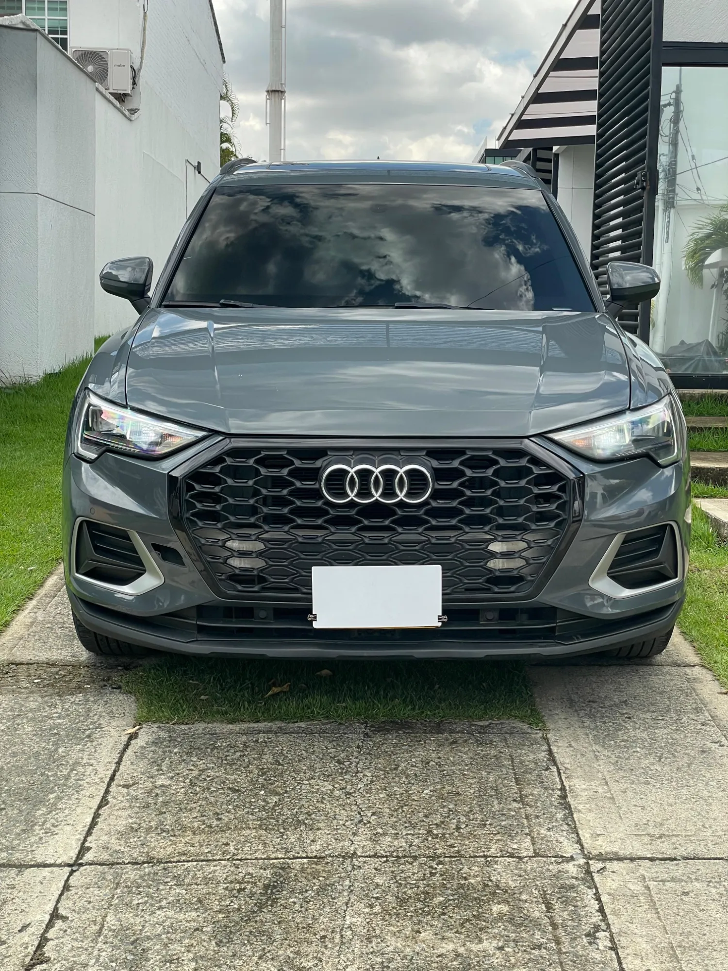 Audi Q3 Attraction 2019