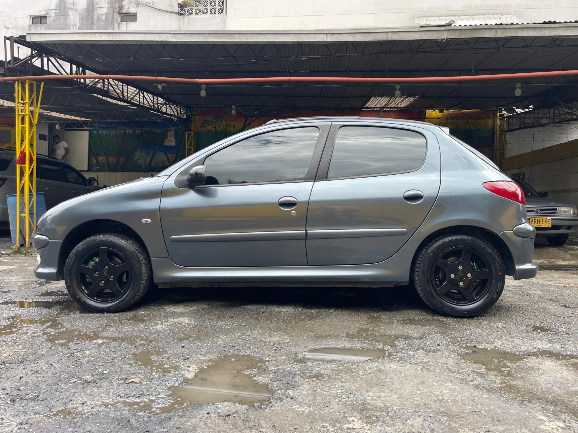 Peugeot 206  1.6cc Midnight