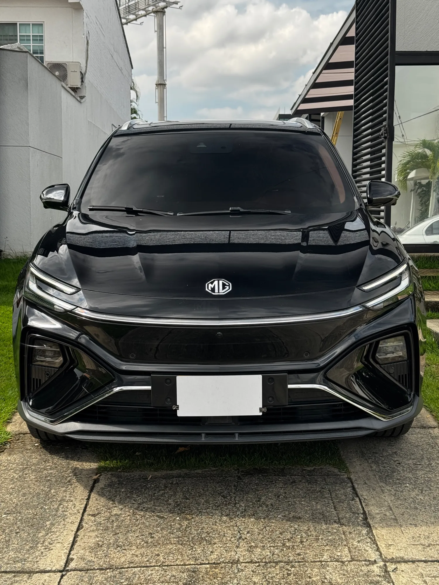 MG Marvel R