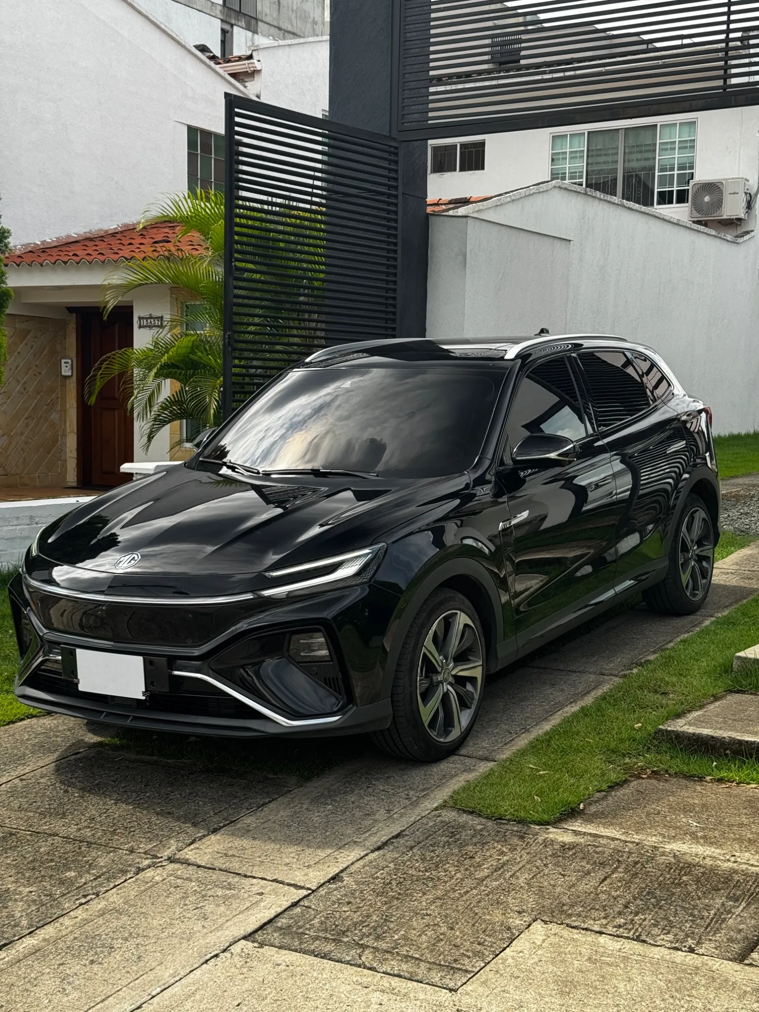 MG Marvel R