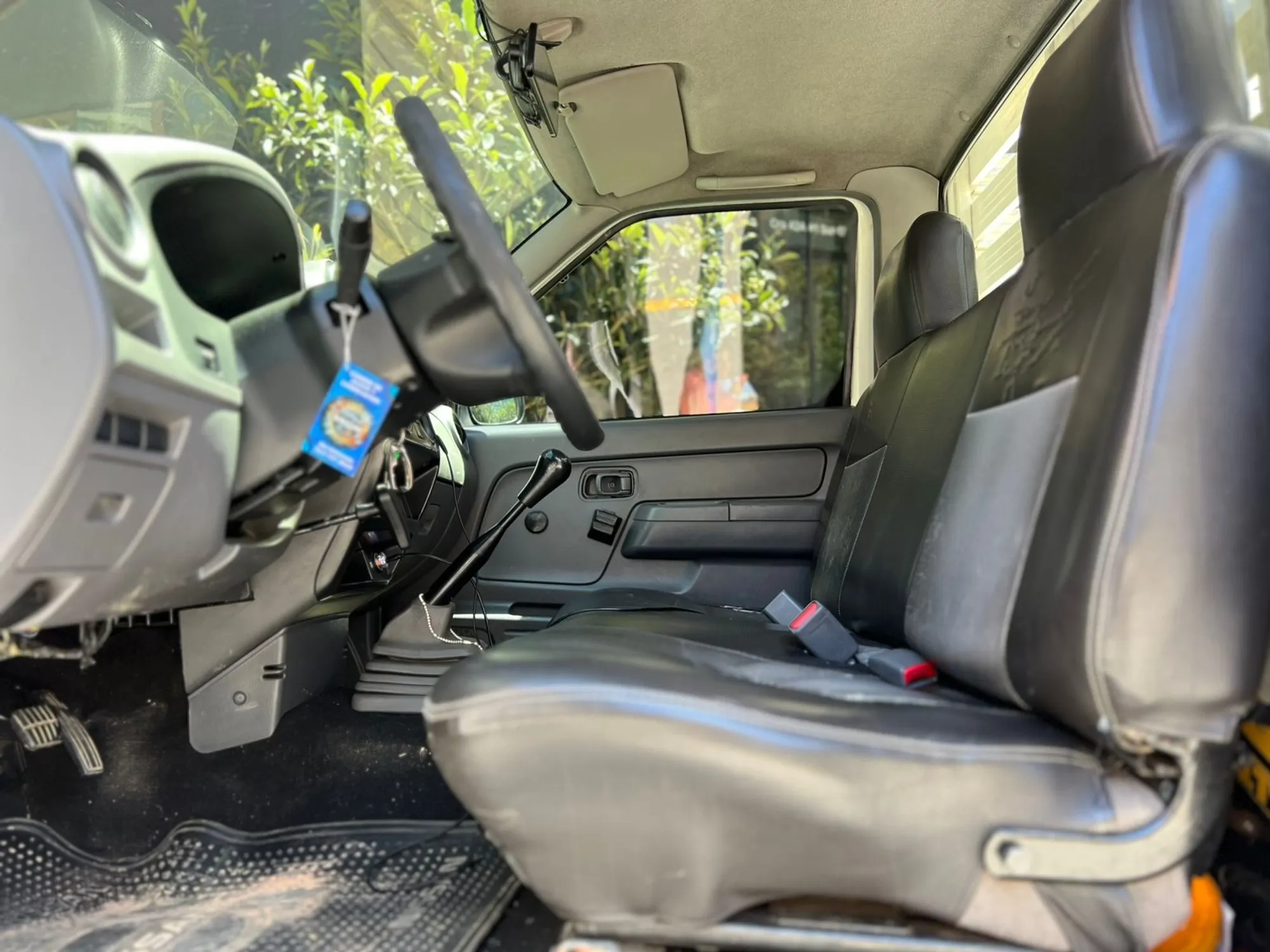 Nissan D22NP300 Frontier 2.4cc   