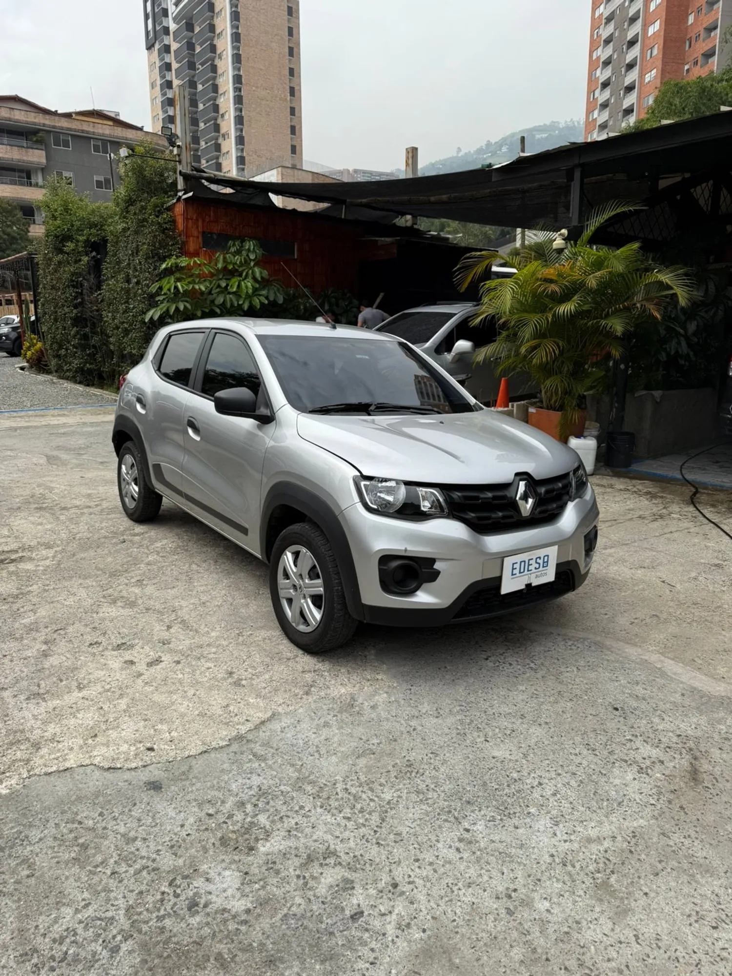 RENAULT KWID ZEN