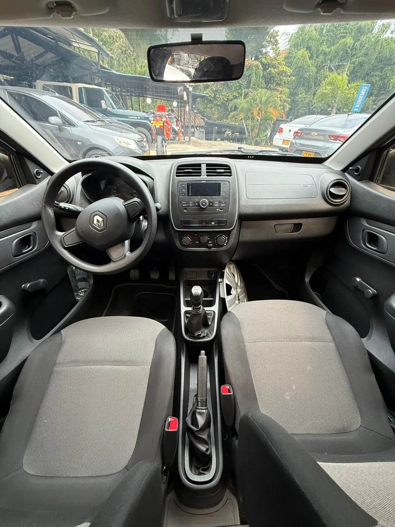 RENAULT KWID ZEN