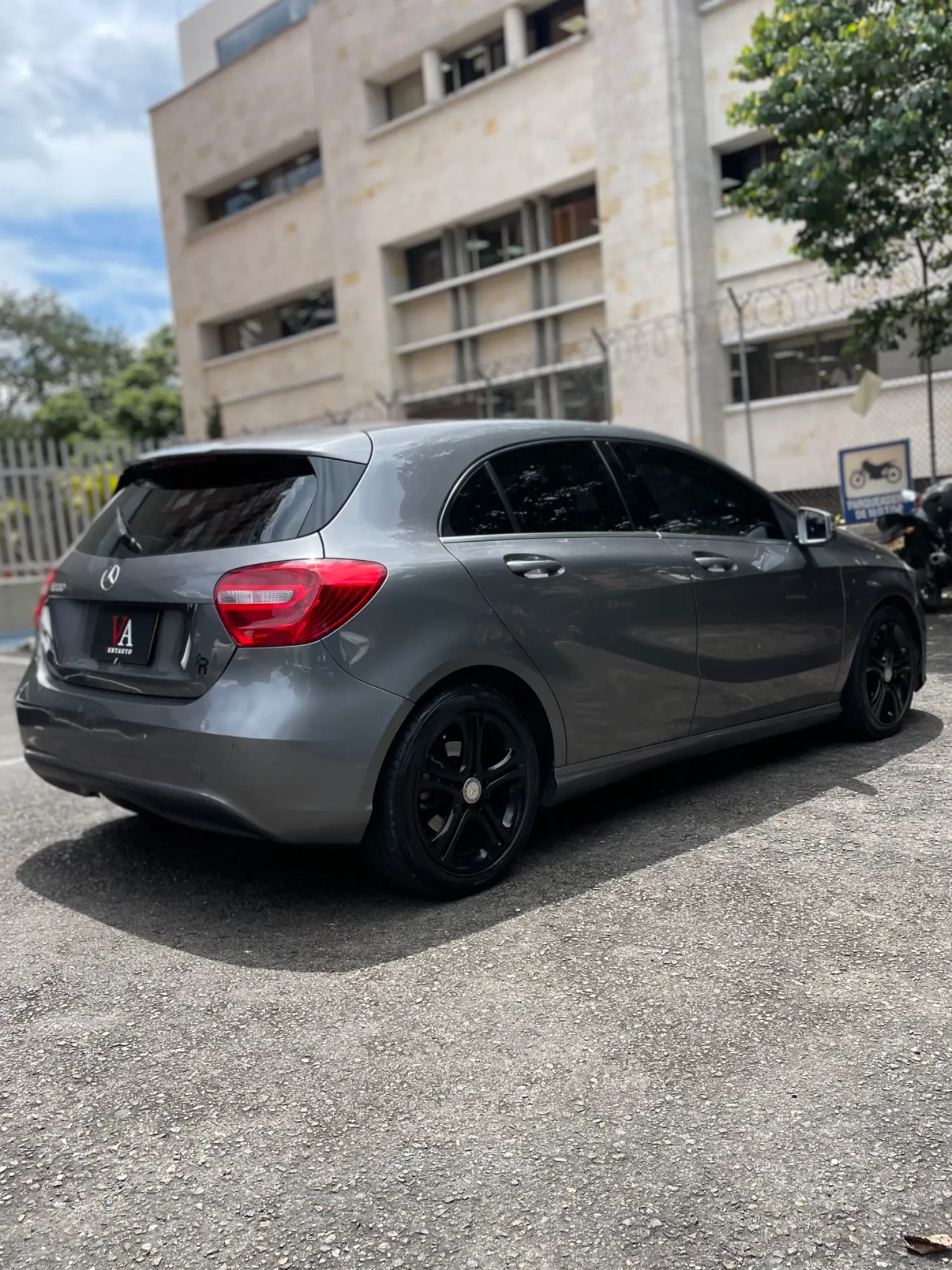 Mercedes benz a200 2013