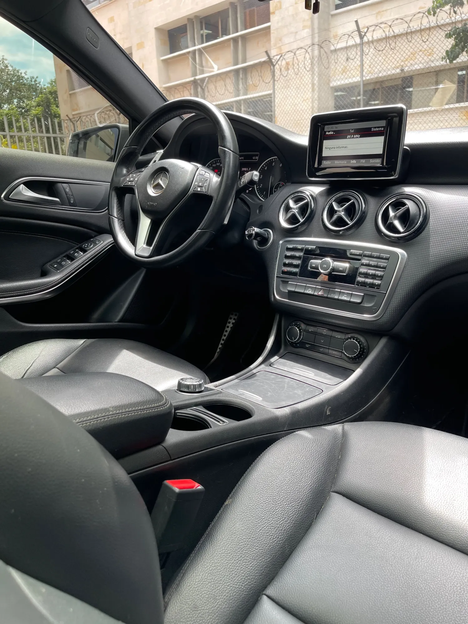 Mercedes benz a200 2013