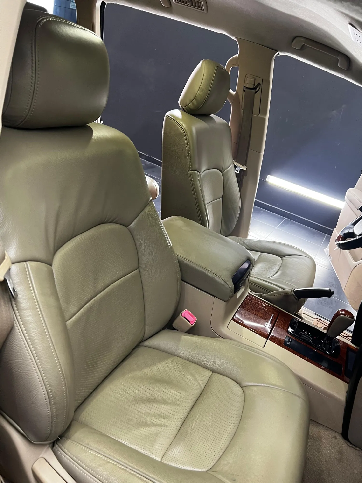Toyota Land Cruiser 4.5 LC200 GRX Blindaje 2 Plus 4x4 Diesel 2013