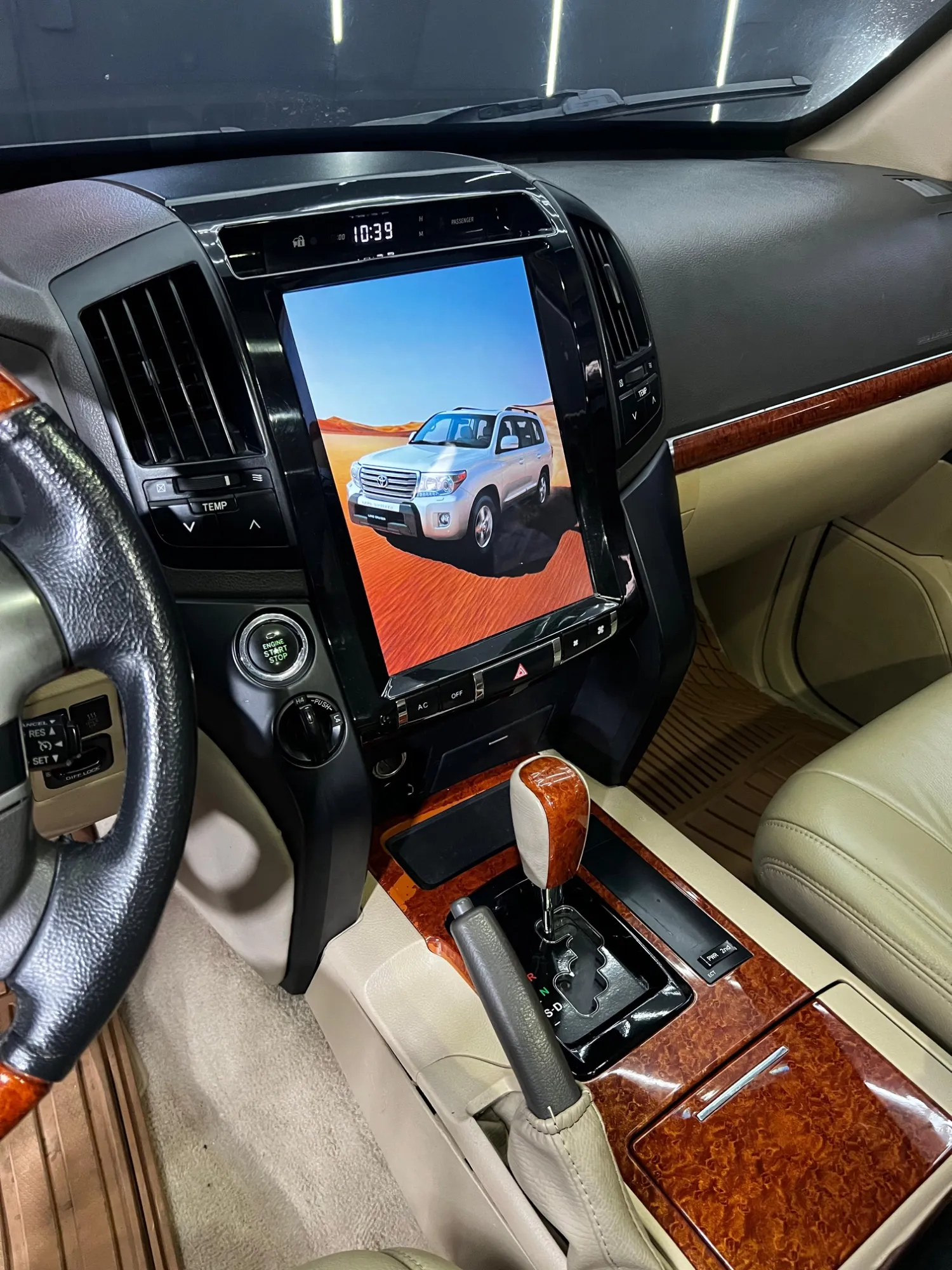 Toyota Land Cruiser 4.5 LC200 GRX Blindaje 2 Plus 4x4 Diesel 2013