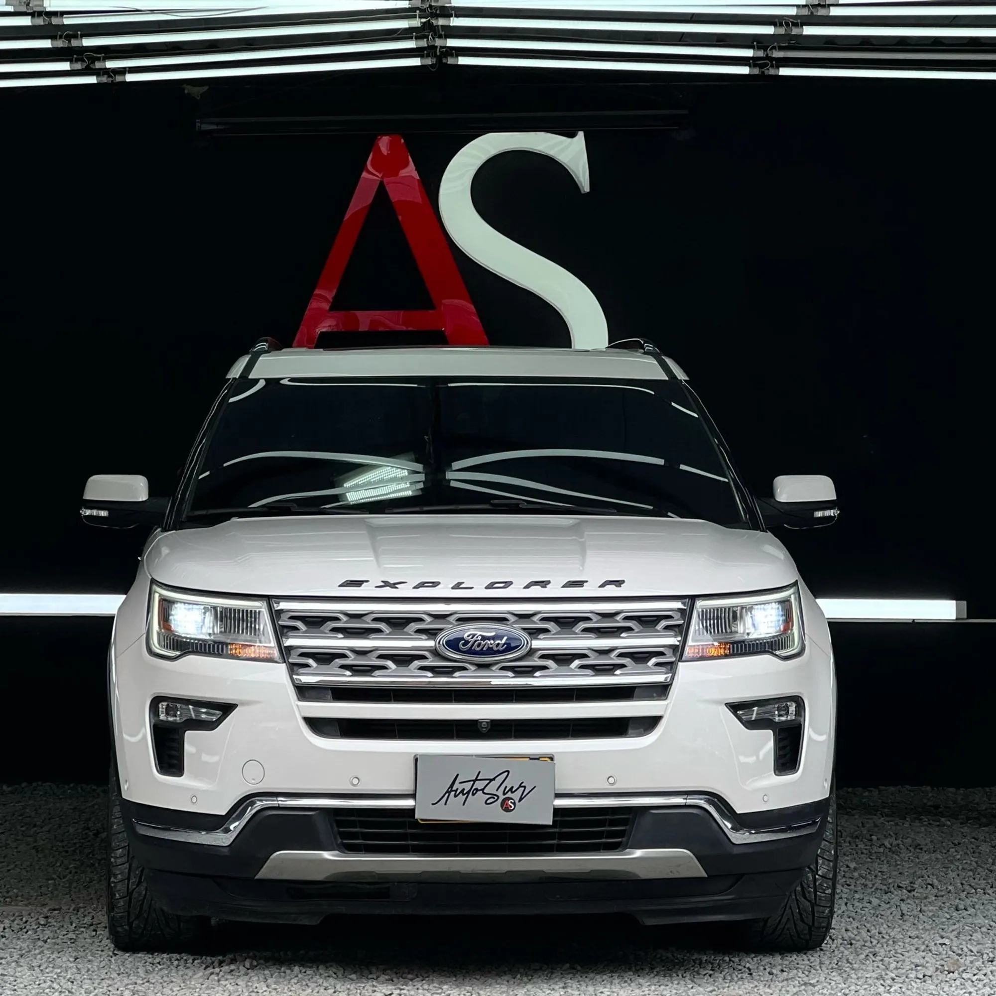 Ford Explorer Limited 2019 2.3