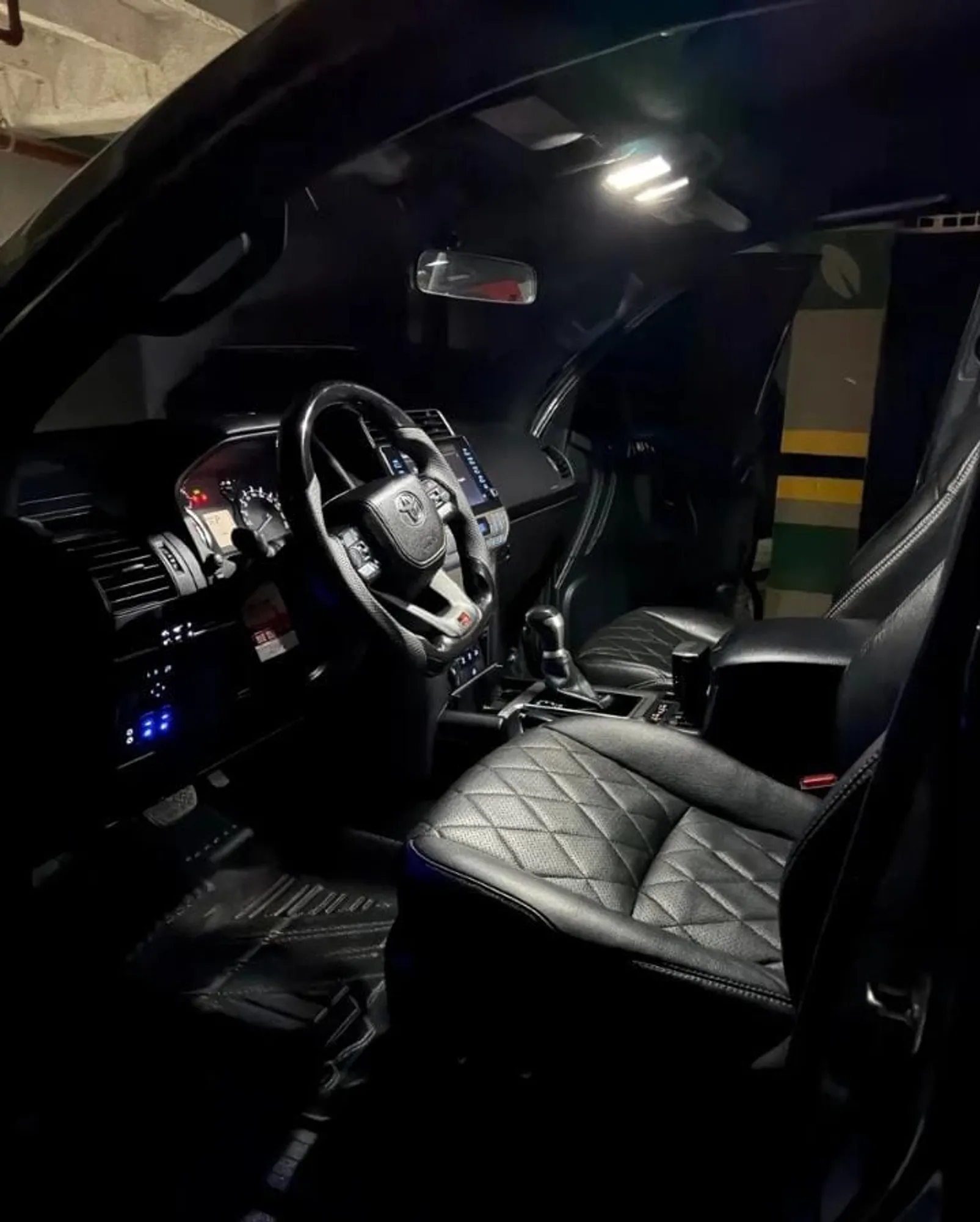 Toyota prado TXL 2.8 diesel At 2021 blindaje 2 plus
