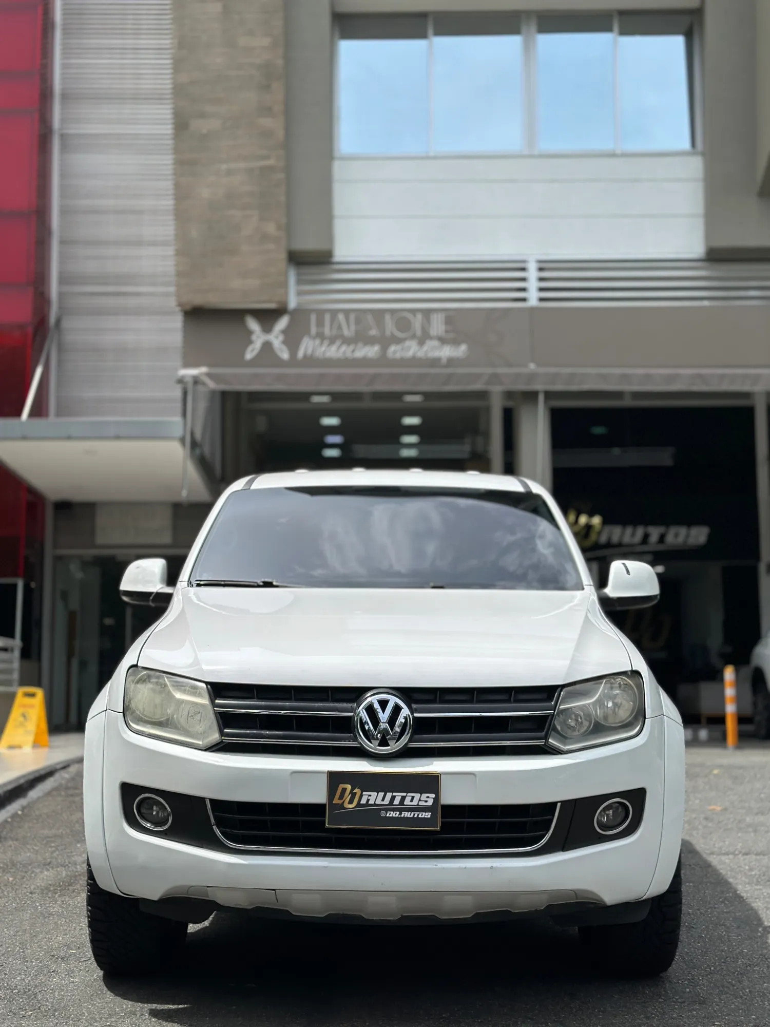 VOLKSWAGEN AMAROK HIGHLINE 