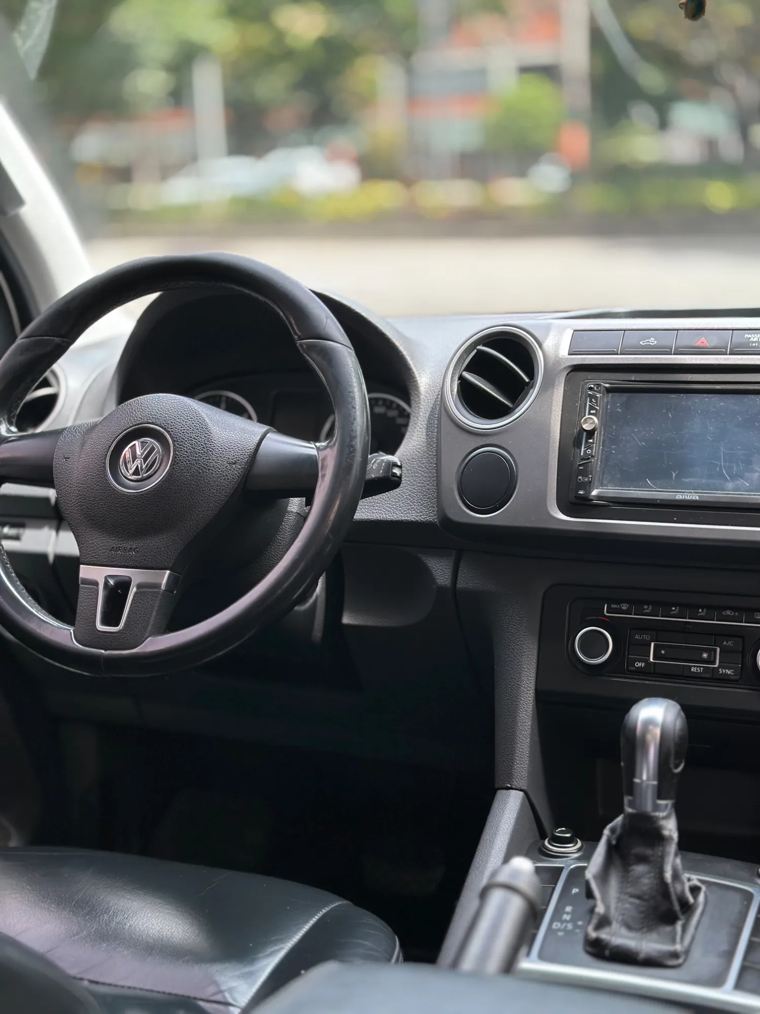 VOLKSWAGEN AMAROK HIGHLINE 