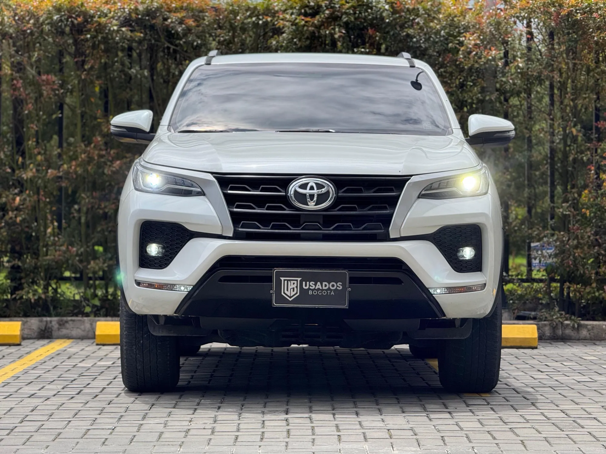 TOYOTA FORTUNER SR 2021 DIESEL