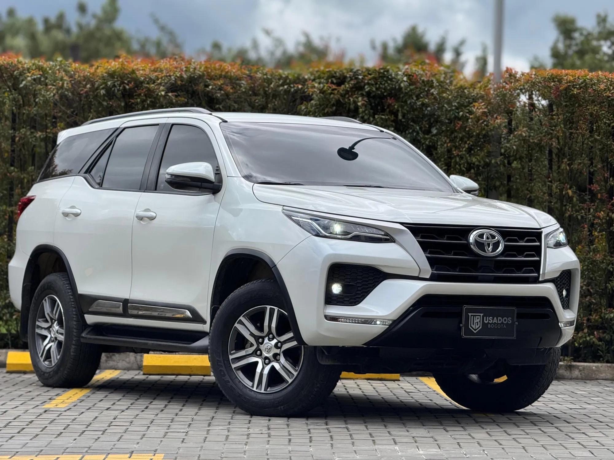 TOYOTA FORTUNER SR 2021 DIESEL