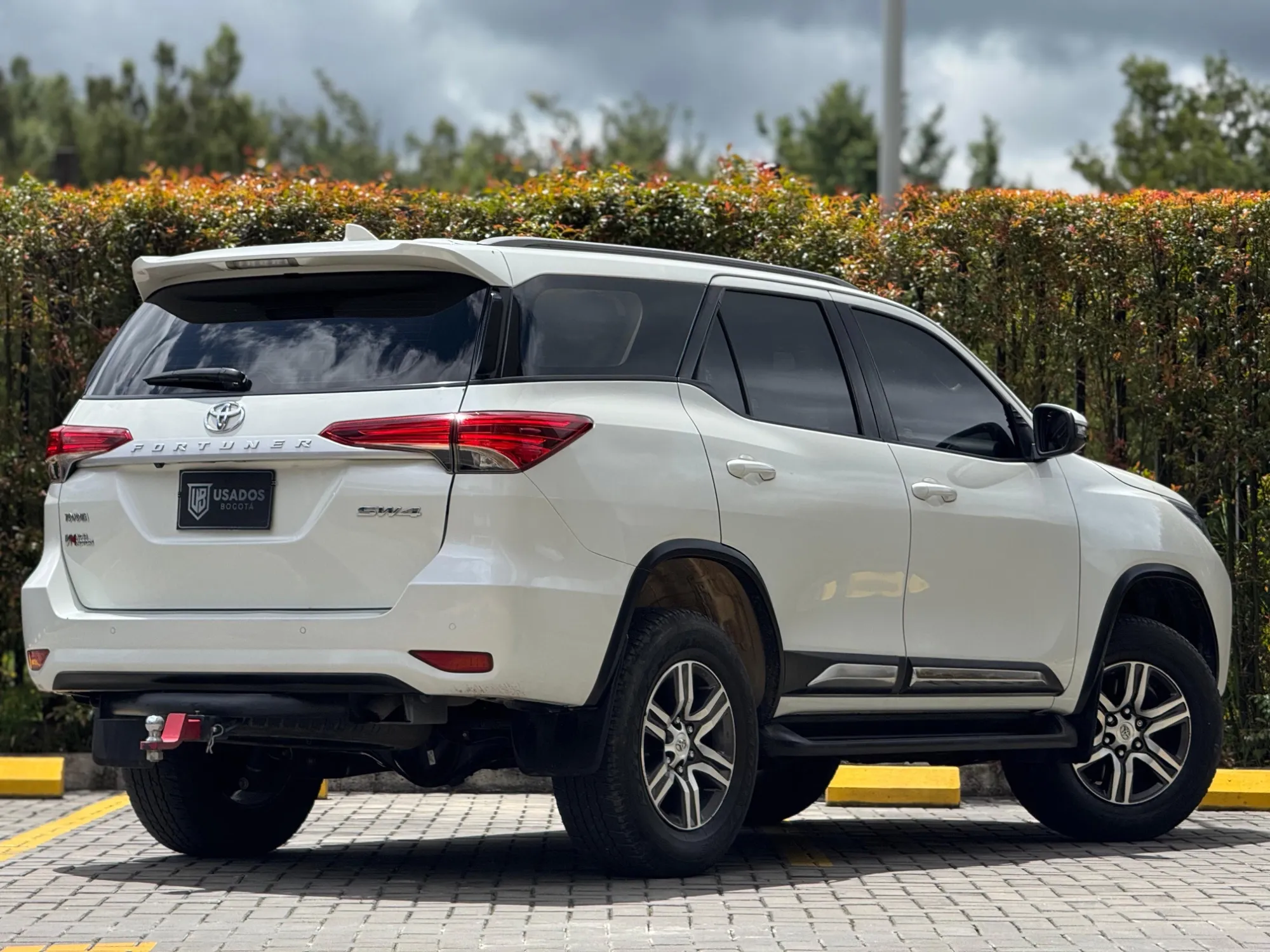 TOYOTA FORTUNER SR 2021 DIESEL