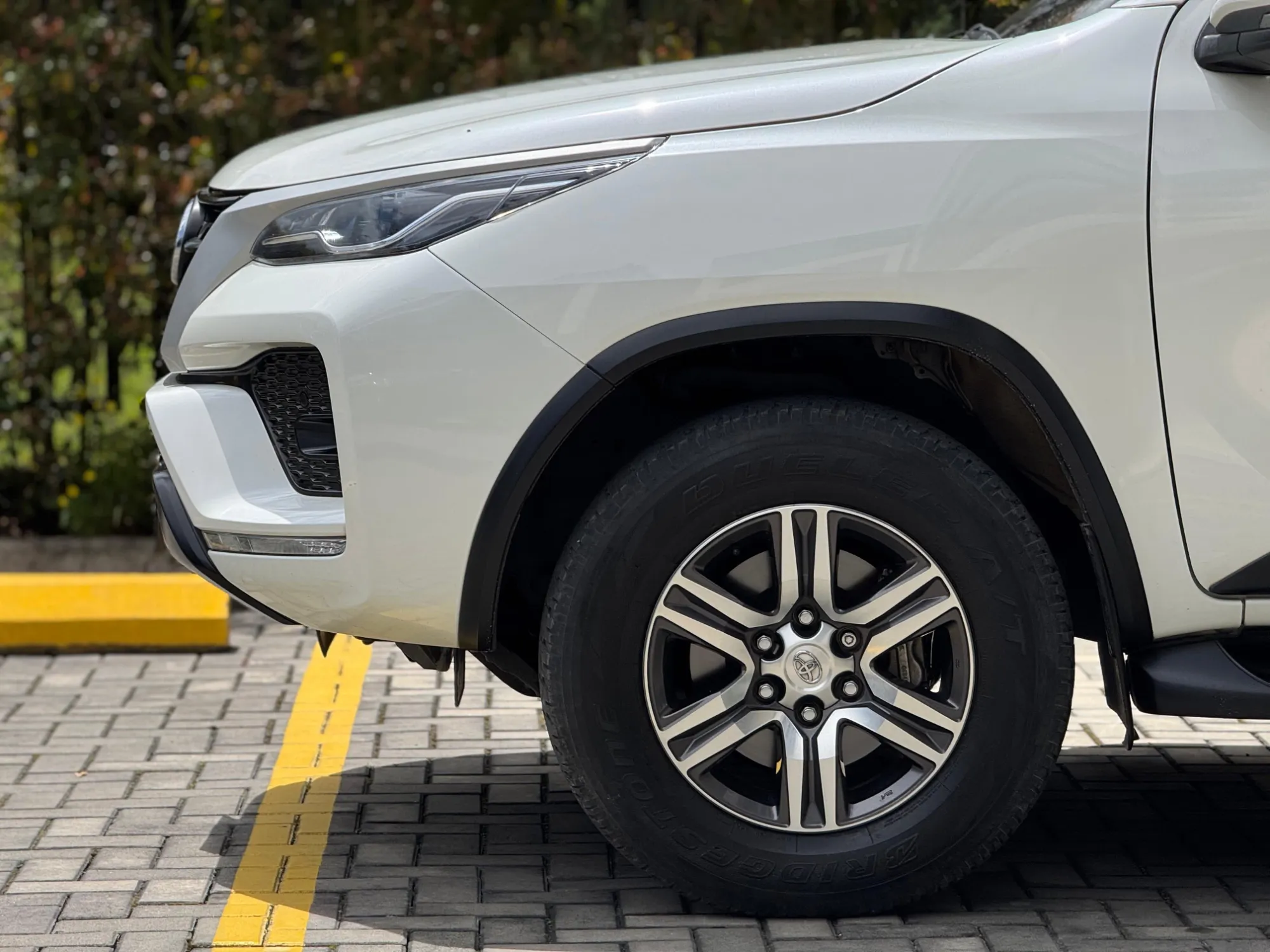 TOYOTA FORTUNER SR 2021 DIESEL